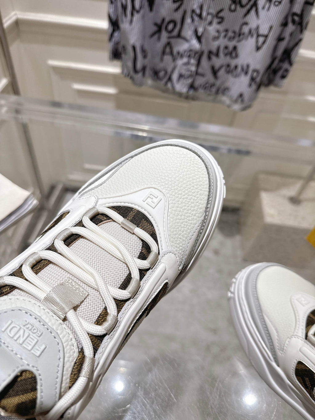 Luxury Shoes Fendi Unisex