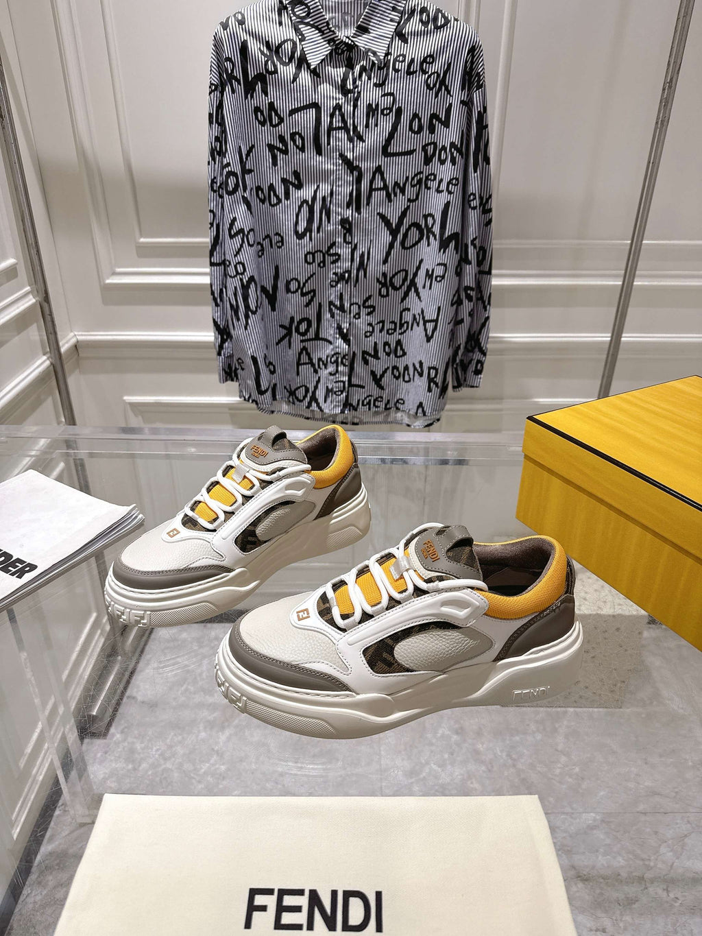 Luxury Shoes Fendi Unisex