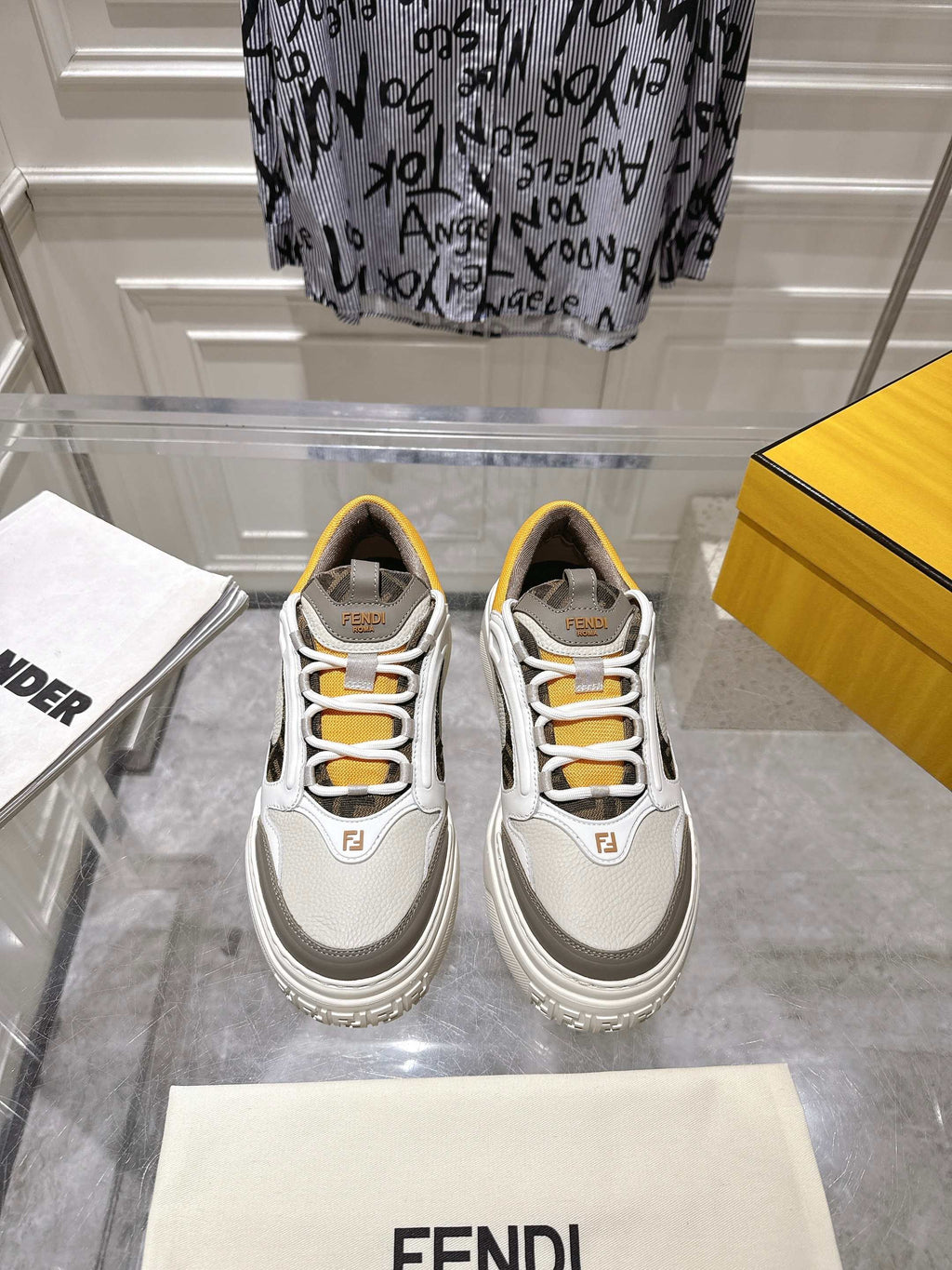 Luxury Shoes Fendi Unisex