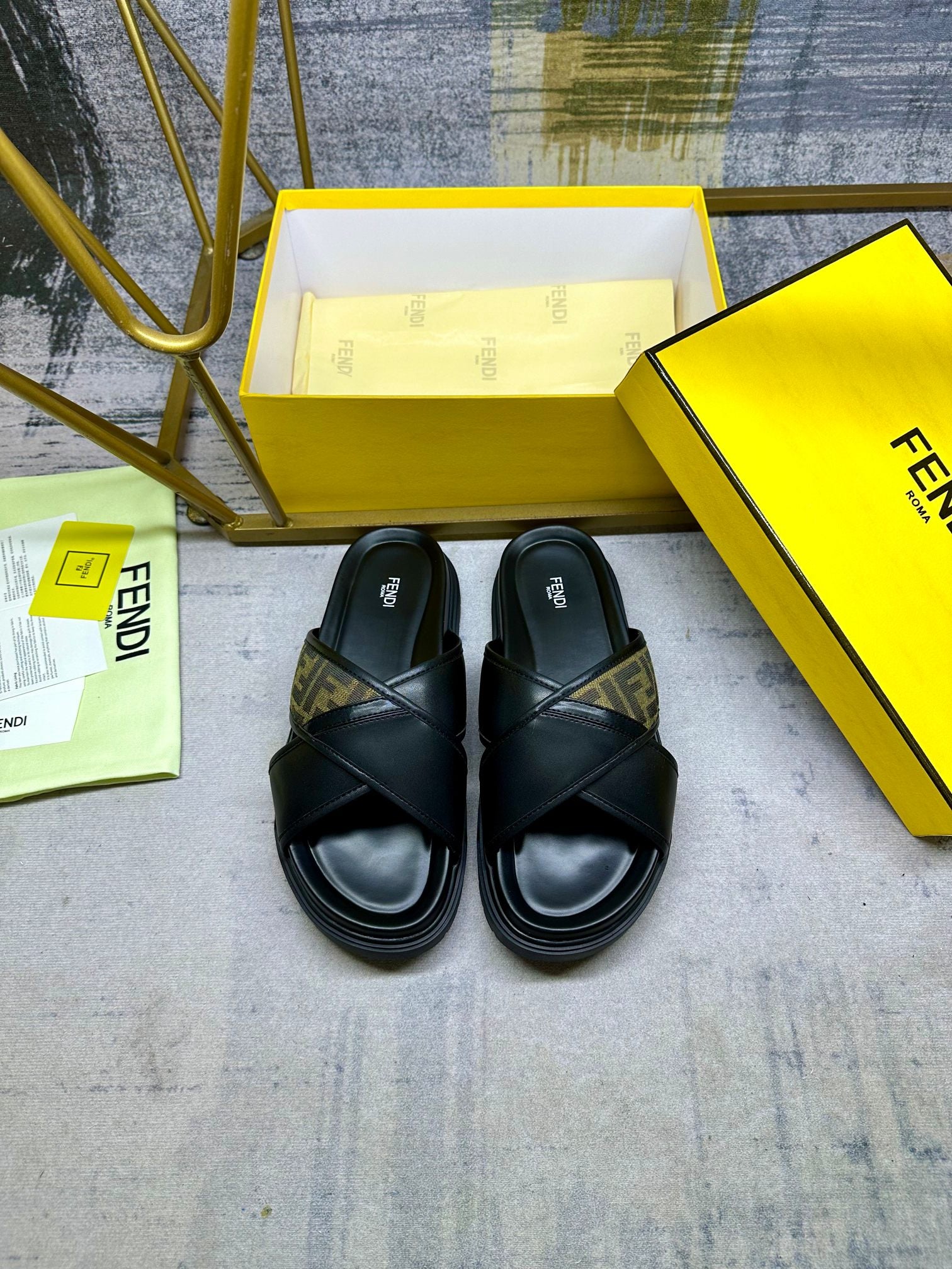 Luxury Shoes Fendi Sandals