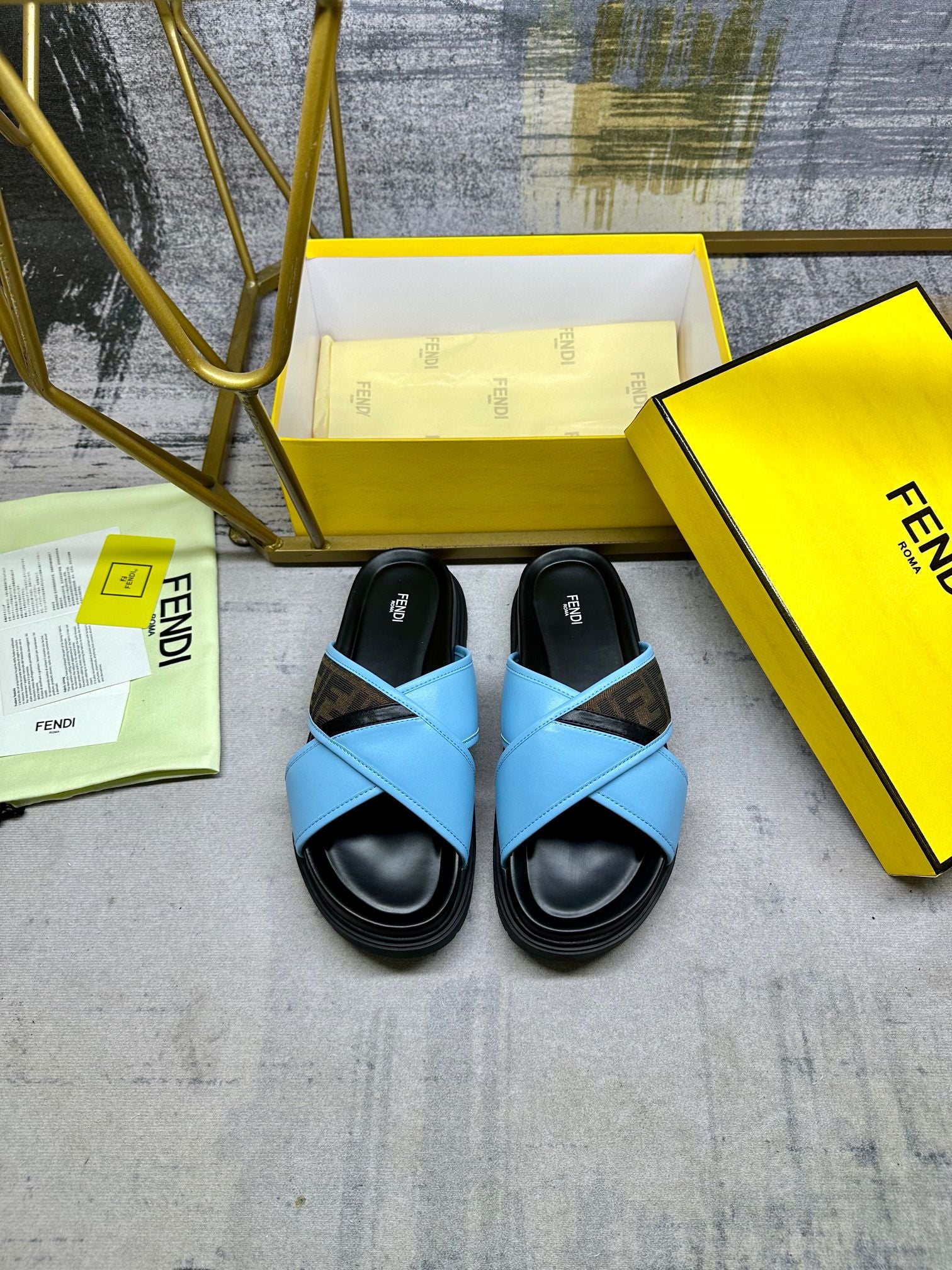 Luxury Shoes Fendi Sandals