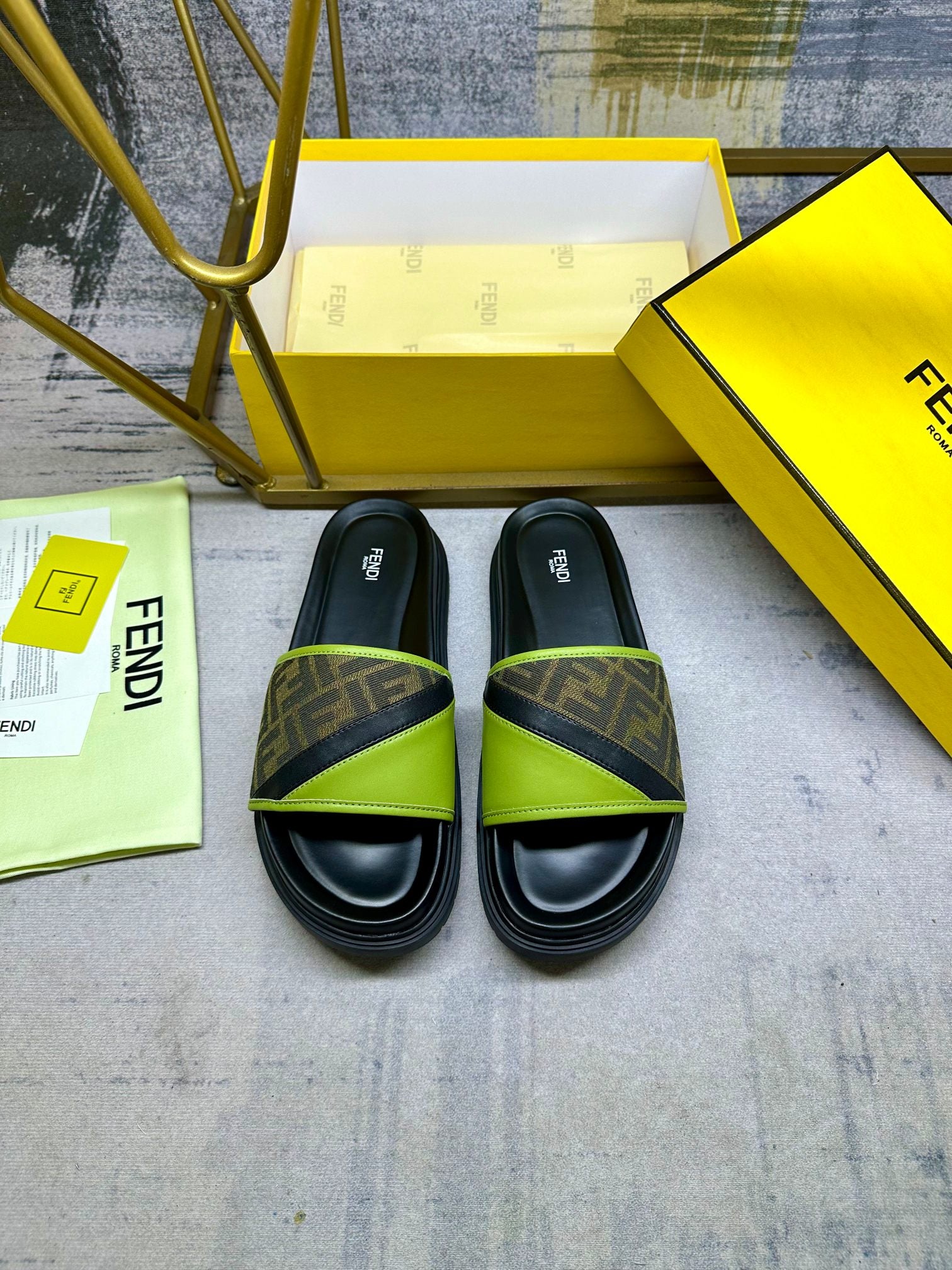 Luxury Shoes Fendi Sandals
