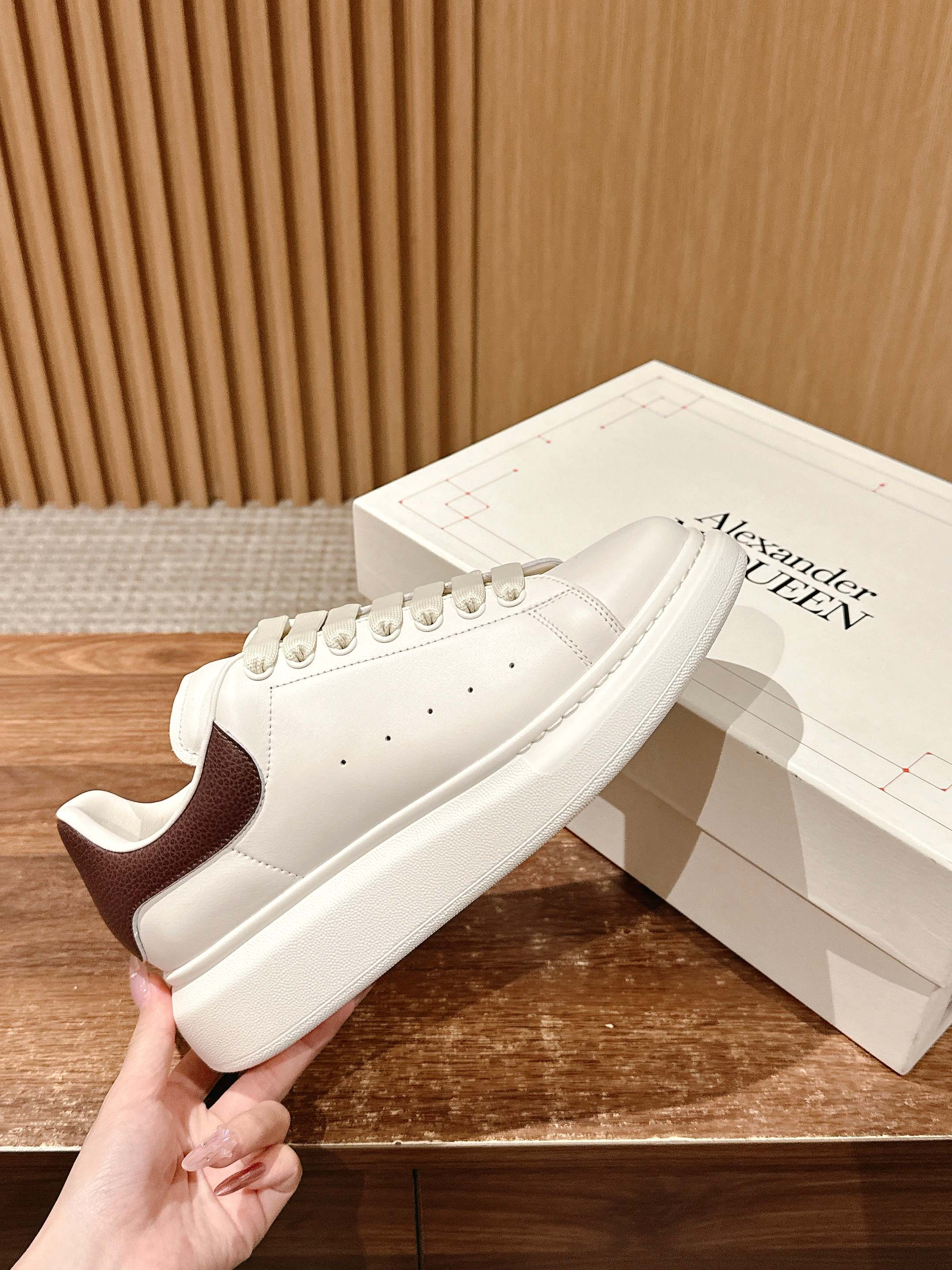 Luxury Shoes Alexander McQueen