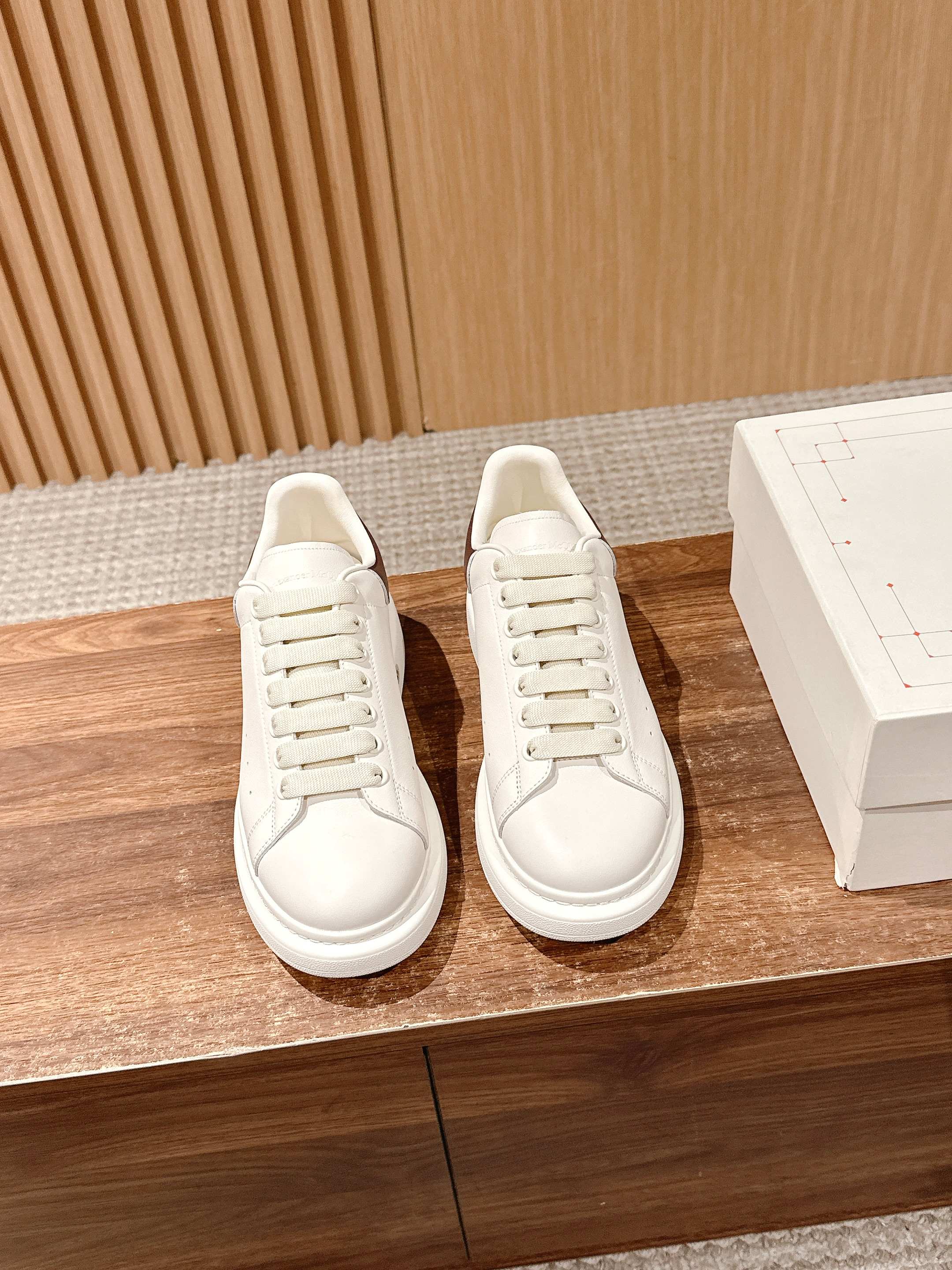 Luxury Shoes Alexander McQueen