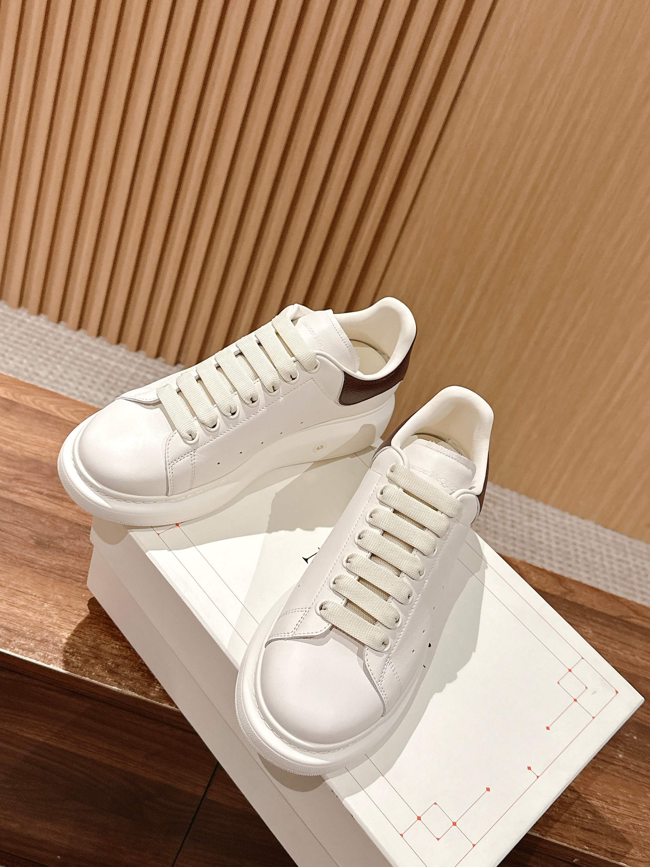 Luxury Shoes Alexander McQueen