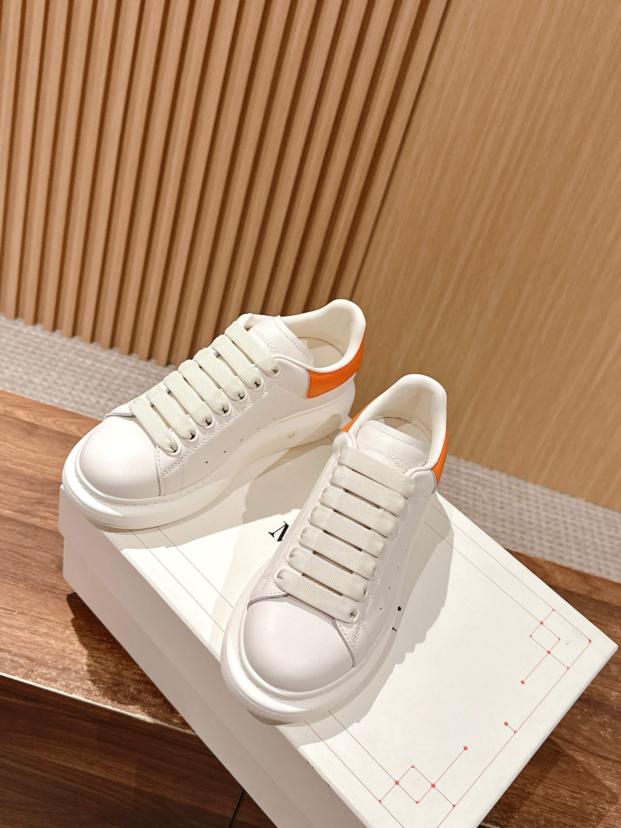 Luxury Shoes Alexander McQueen
