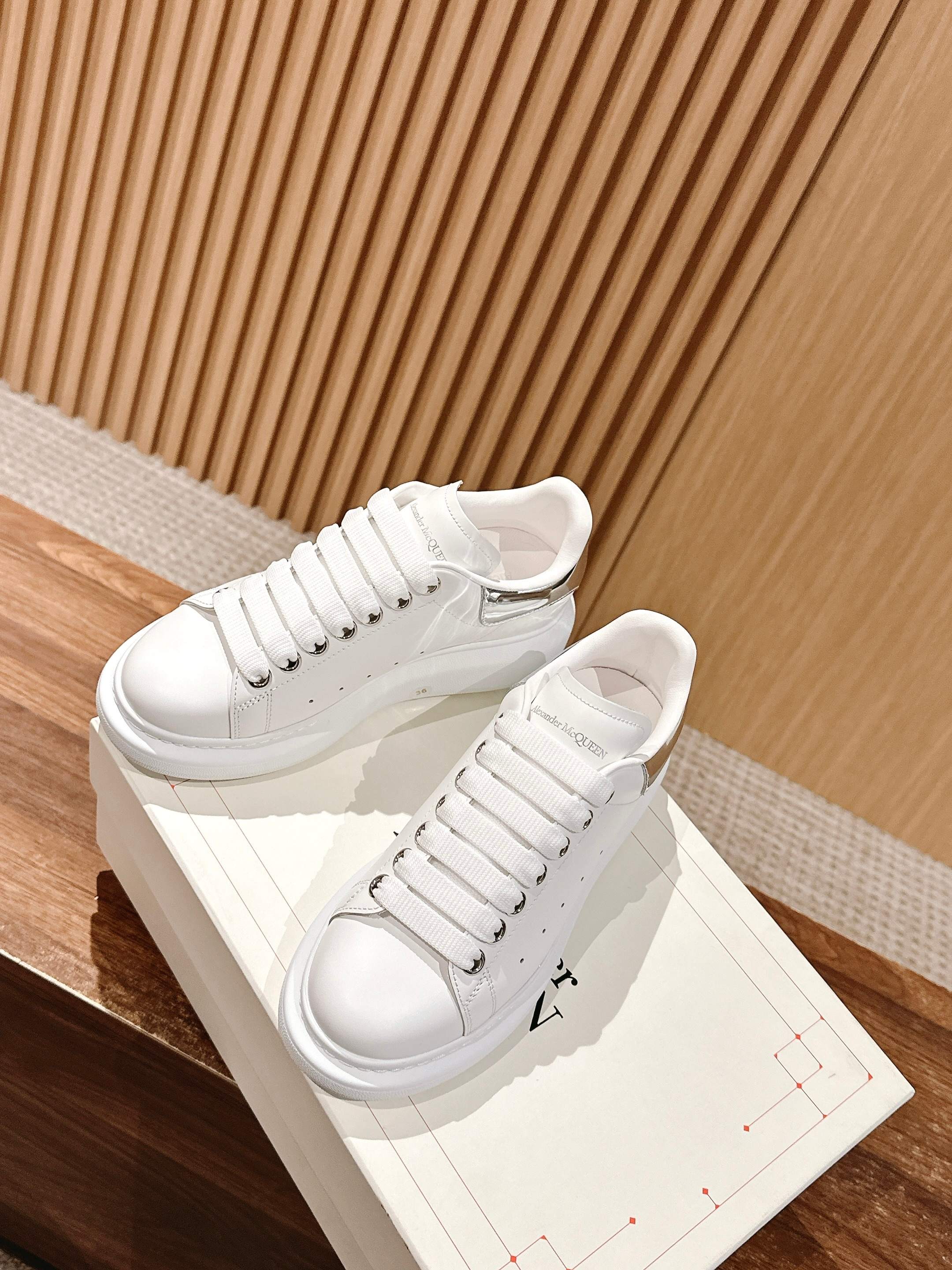 Luxury Shoes Alexander McQueen