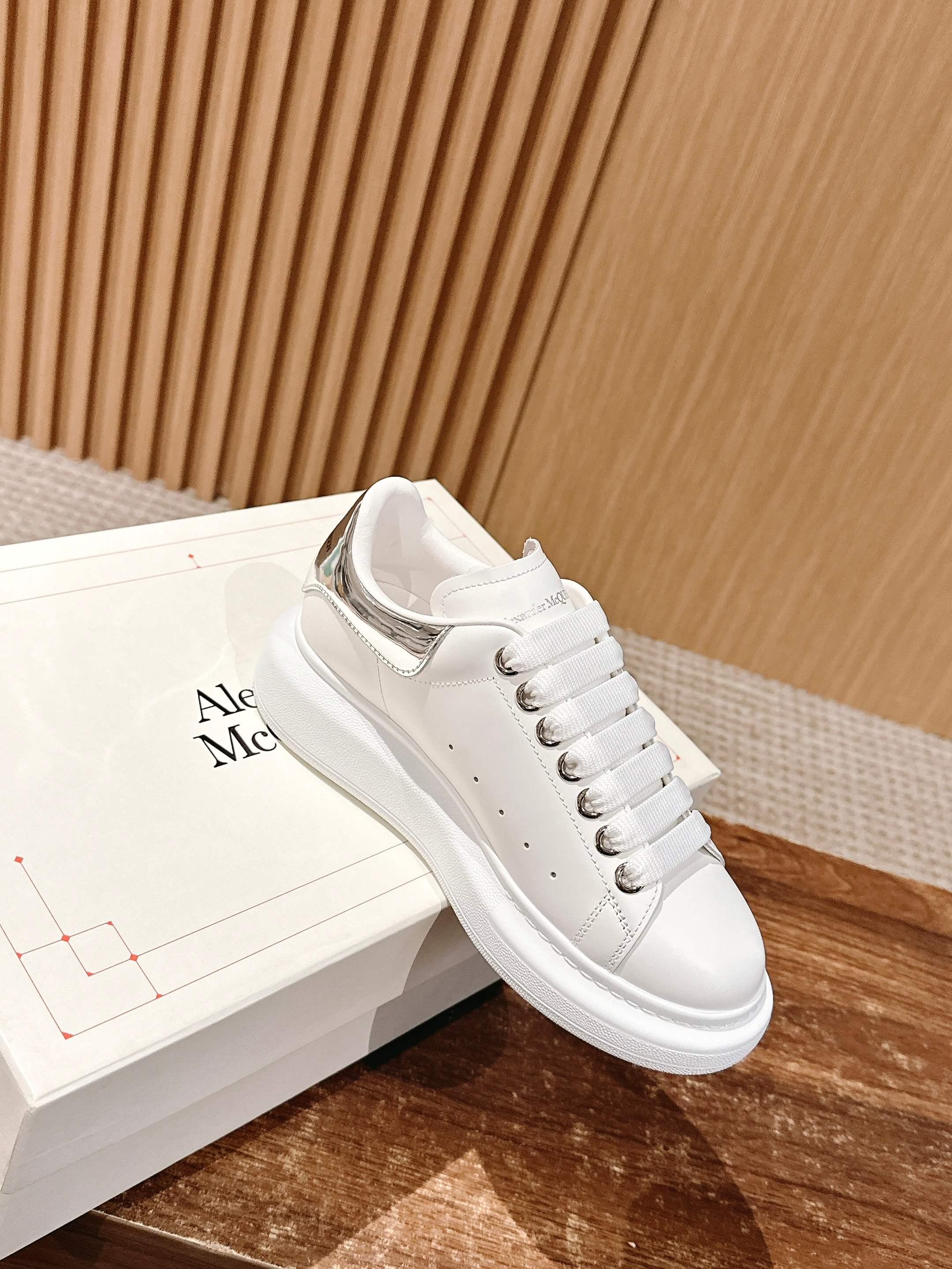 Luxury Shoes Alexander McQueen
