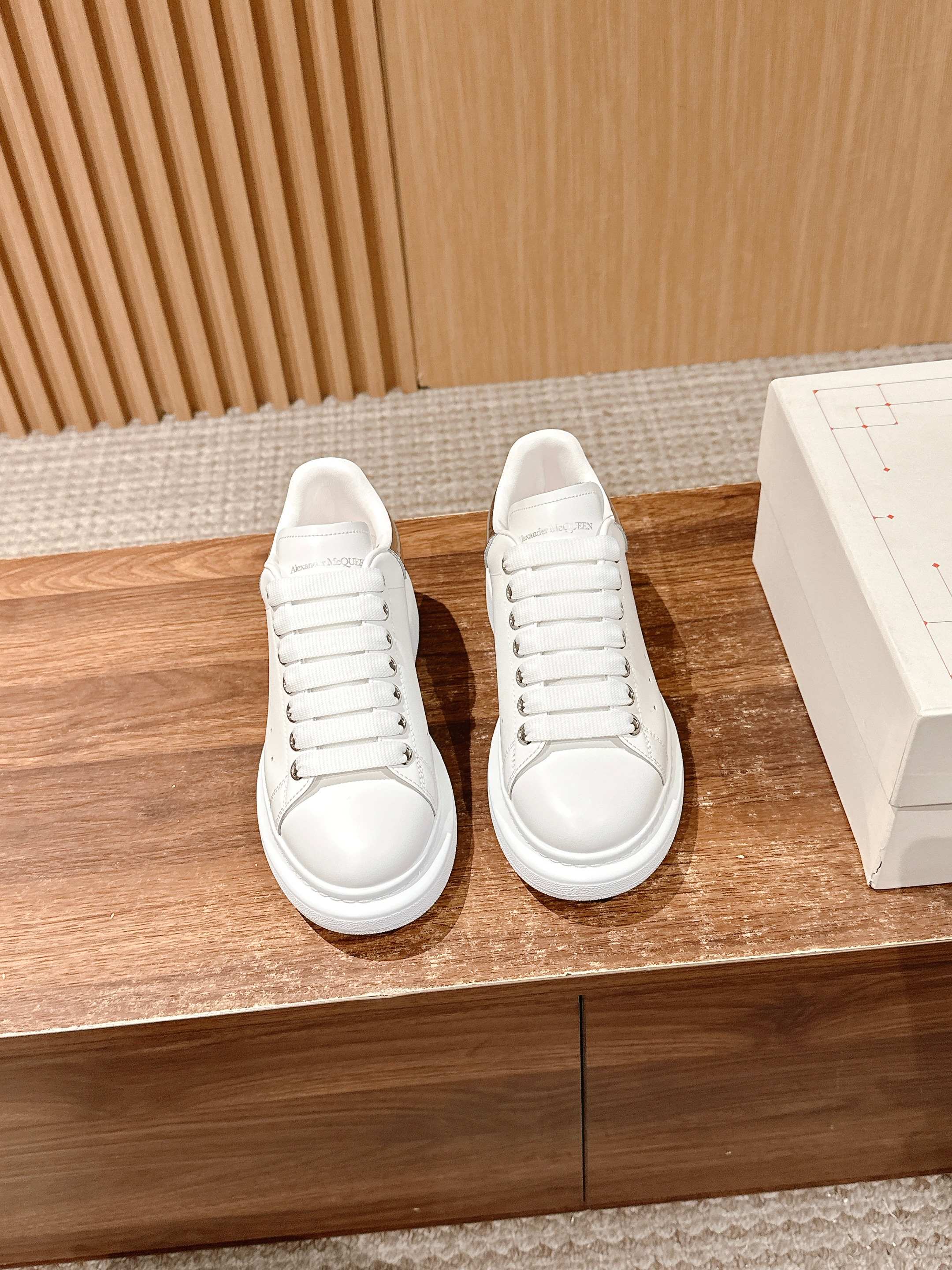 Luxury Shoes Alexander McQueen