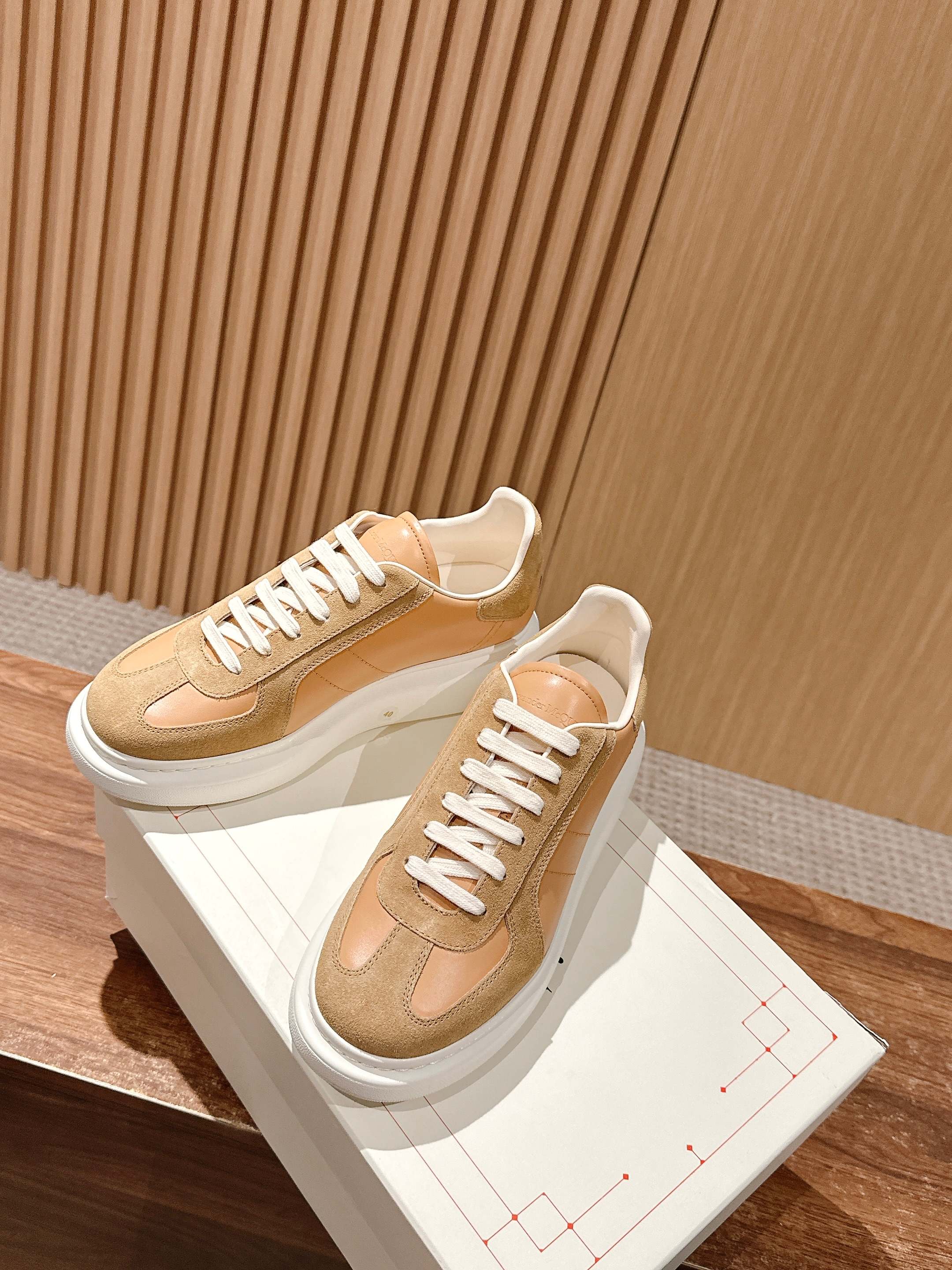 Luxury Shoes Alexander McQueen