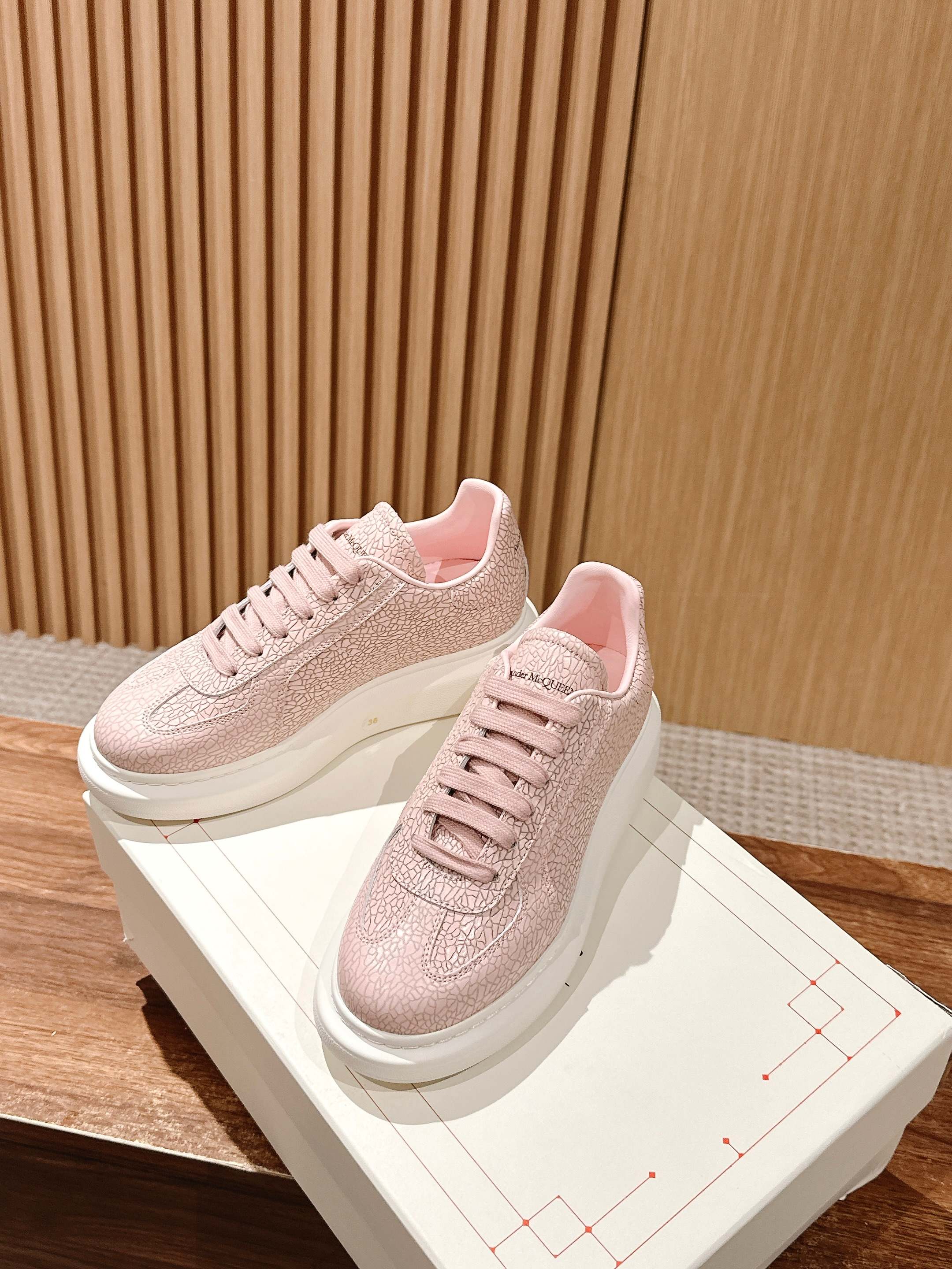 Luxury Shoes Alexander McQueen