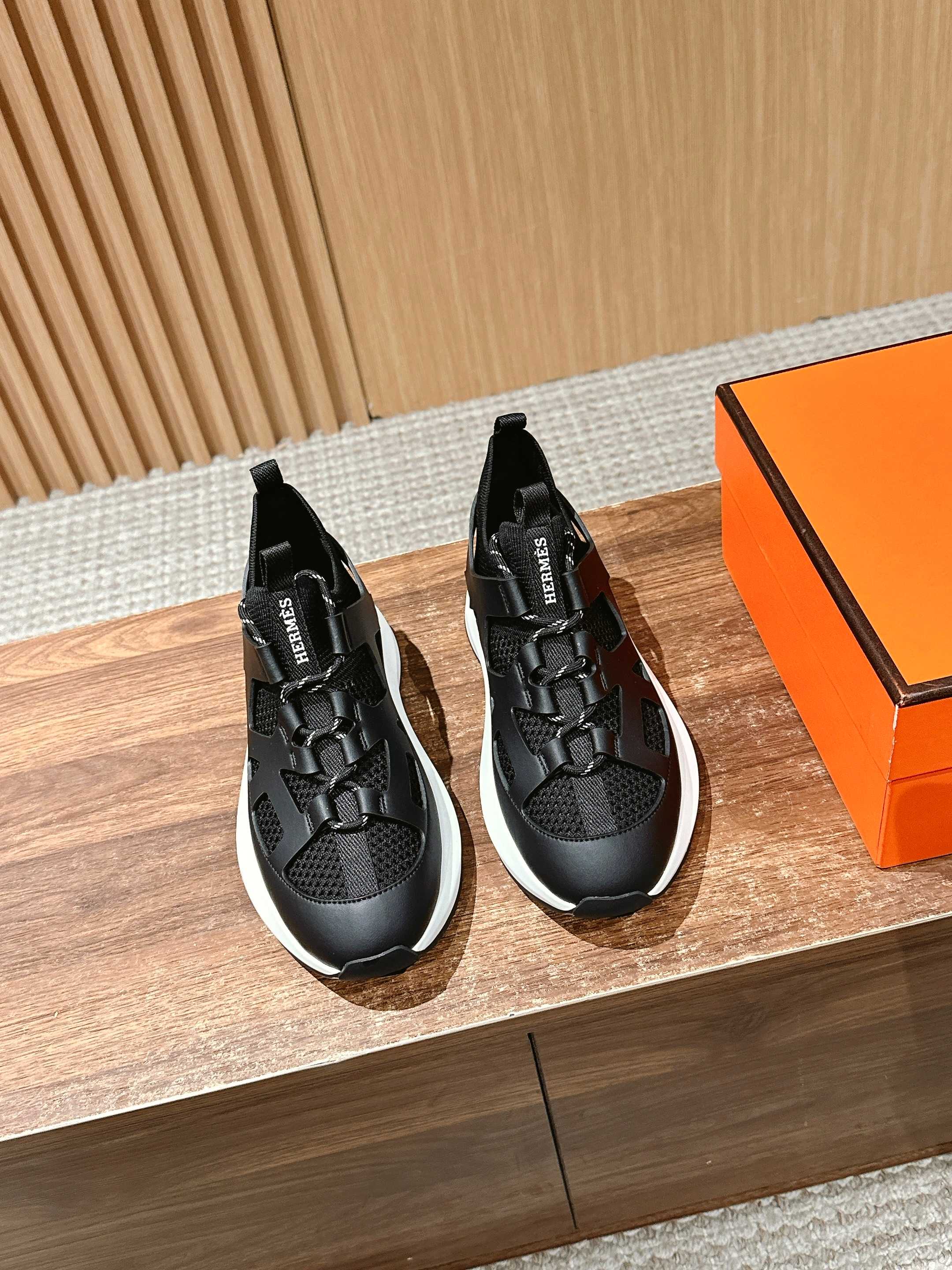 Luxury Shoes Hermes Unisex