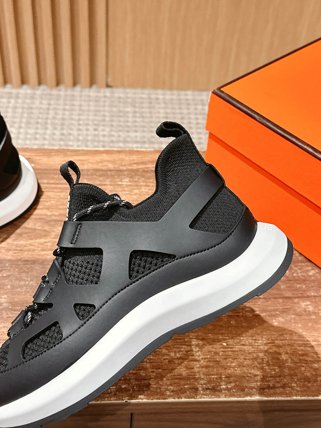 Luxury Shoes Hermes Unisex
