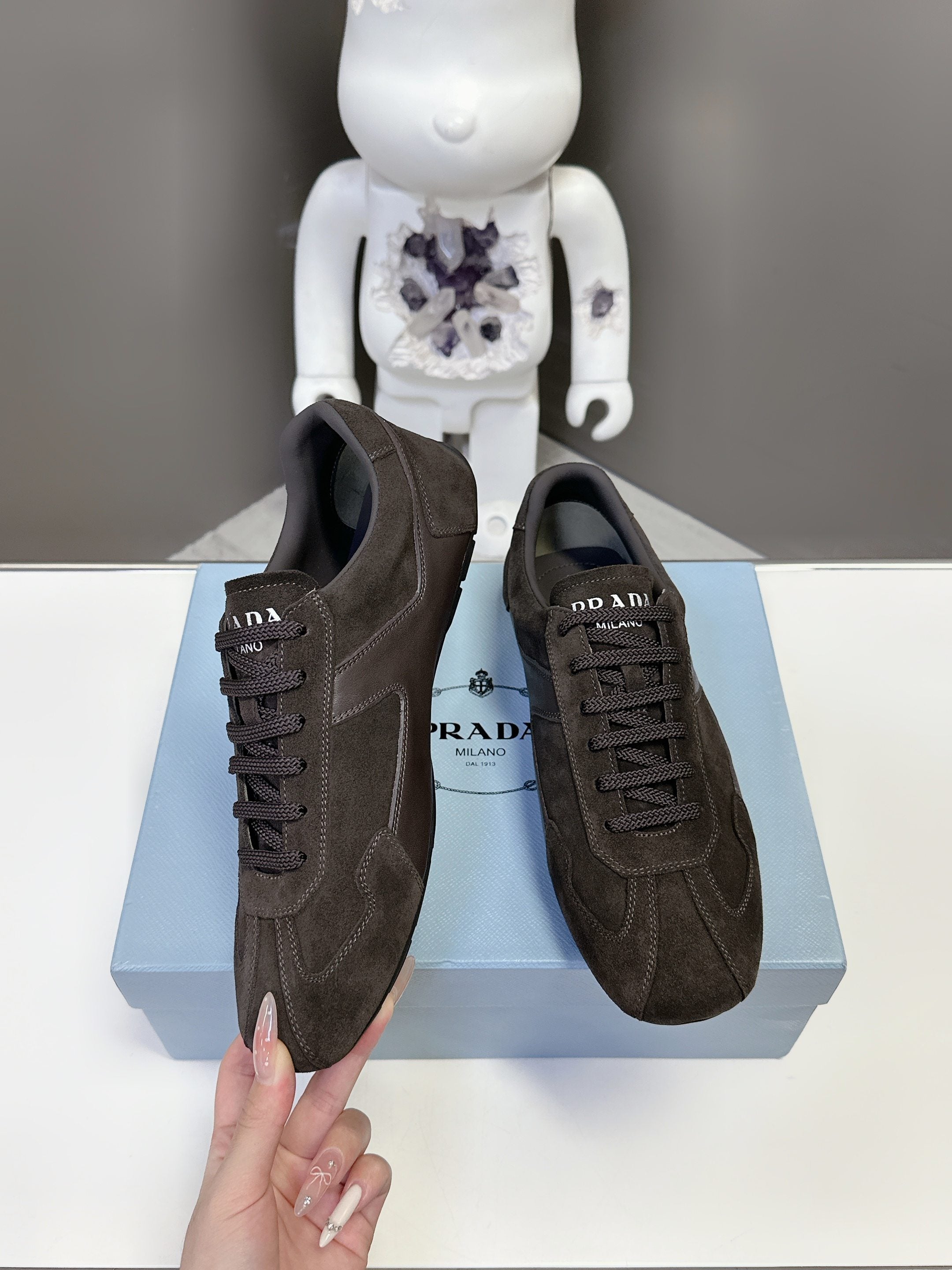 Luxury Shoes Prada Unisex