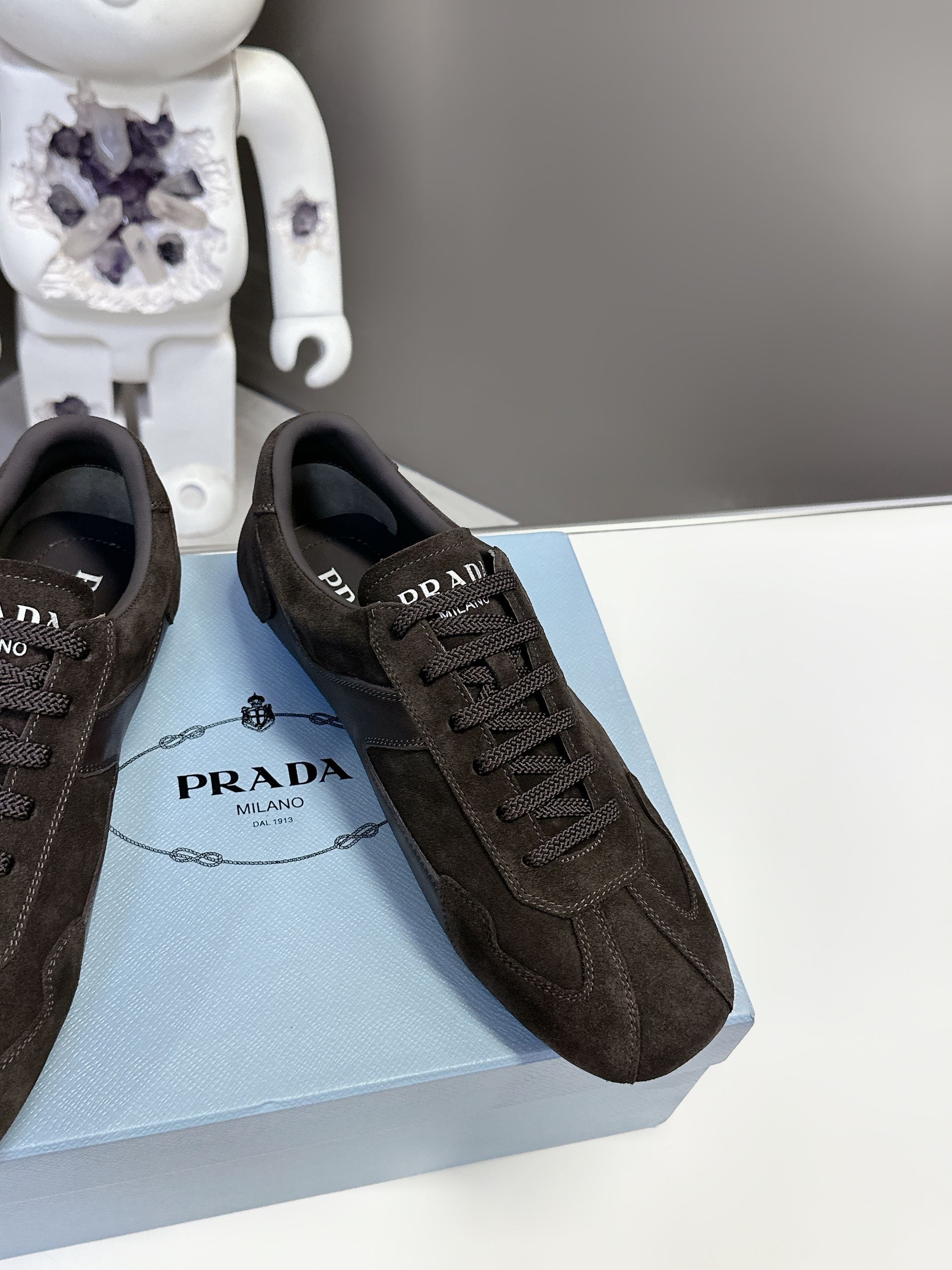 Luxury Shoes Prada Unisex