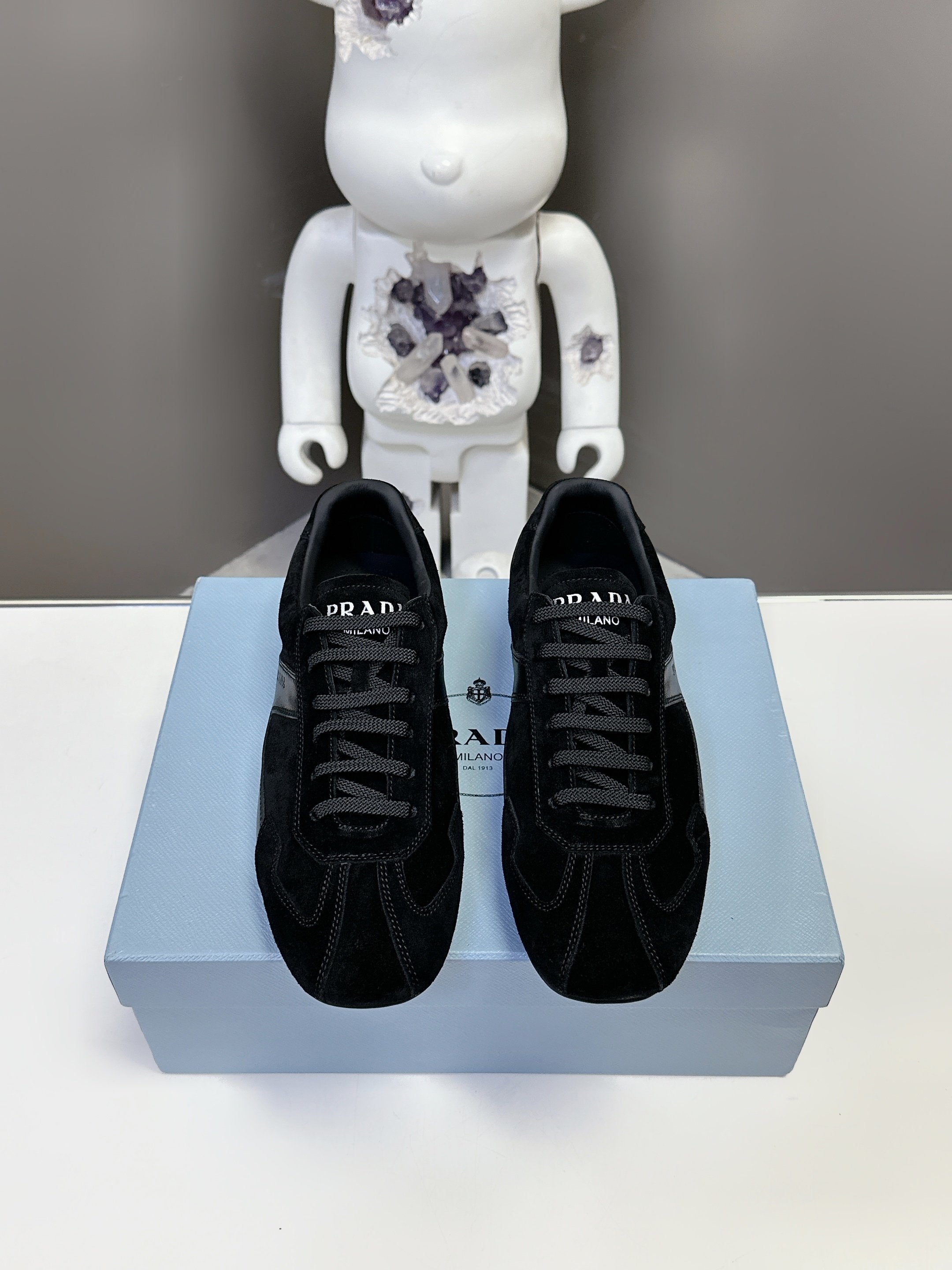 Luxury Shoes Prada Unisex