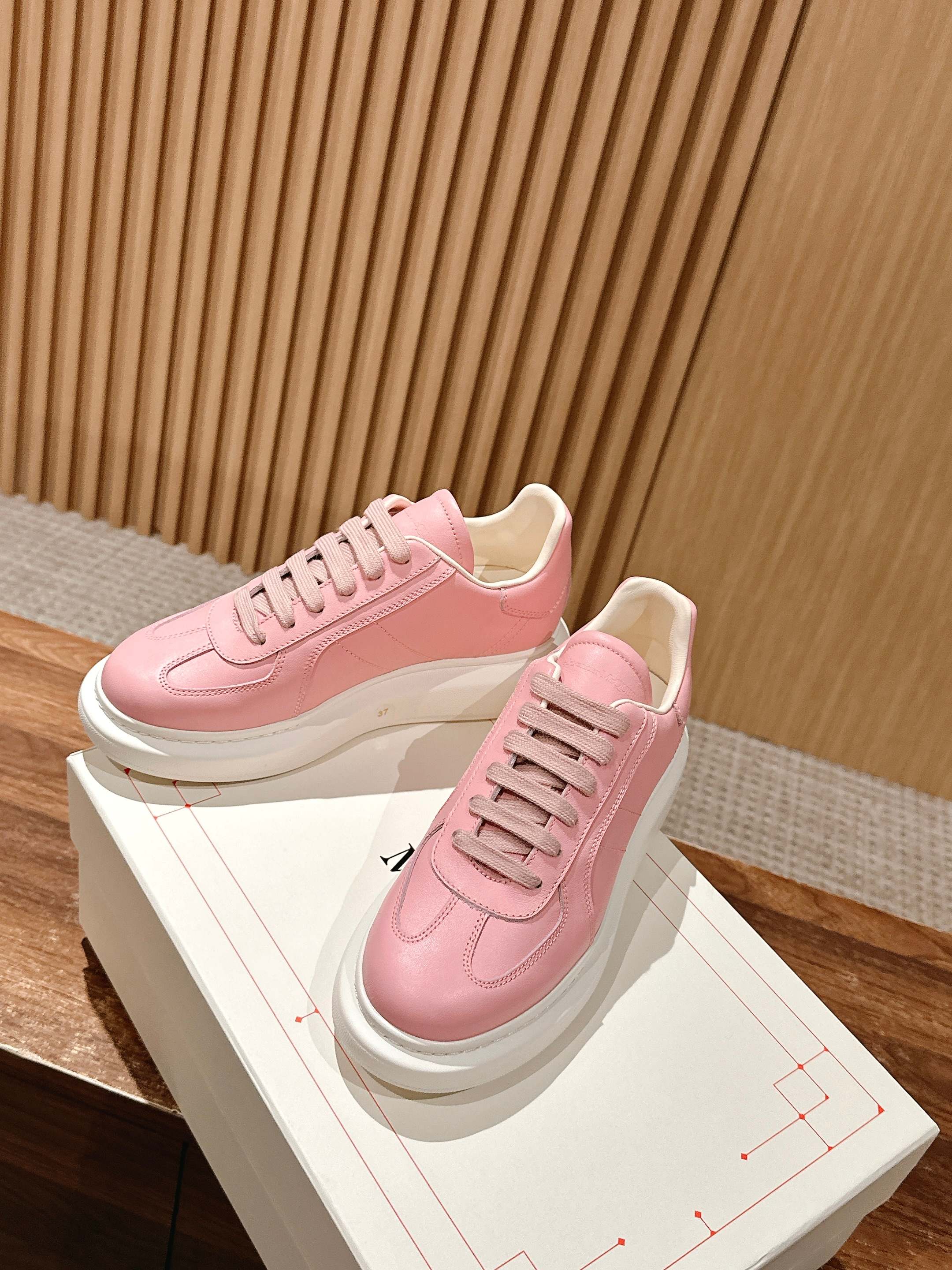 Luxury Shoes Alexander McQueen