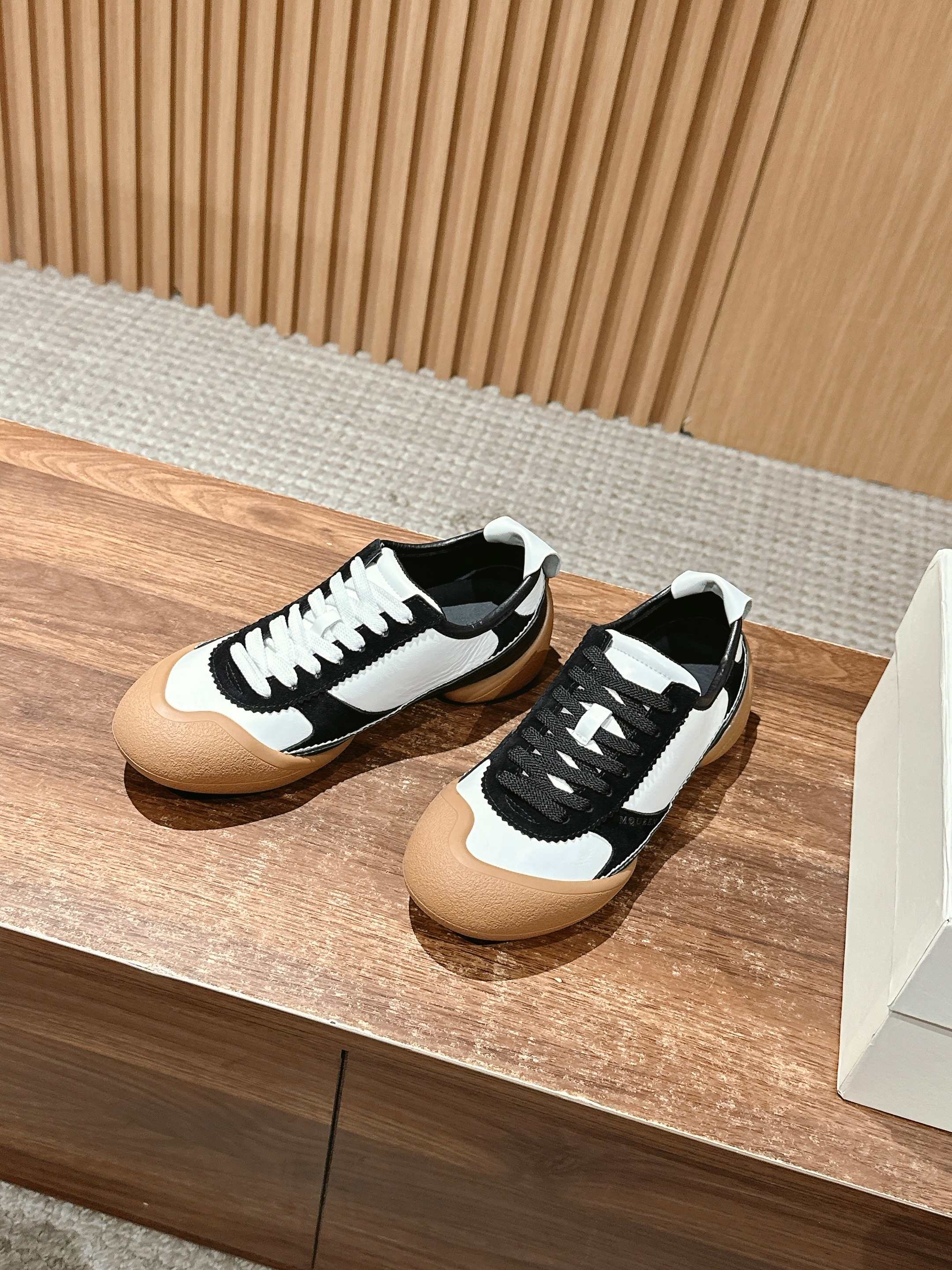 Luxury Shoes Alexander McQueen
