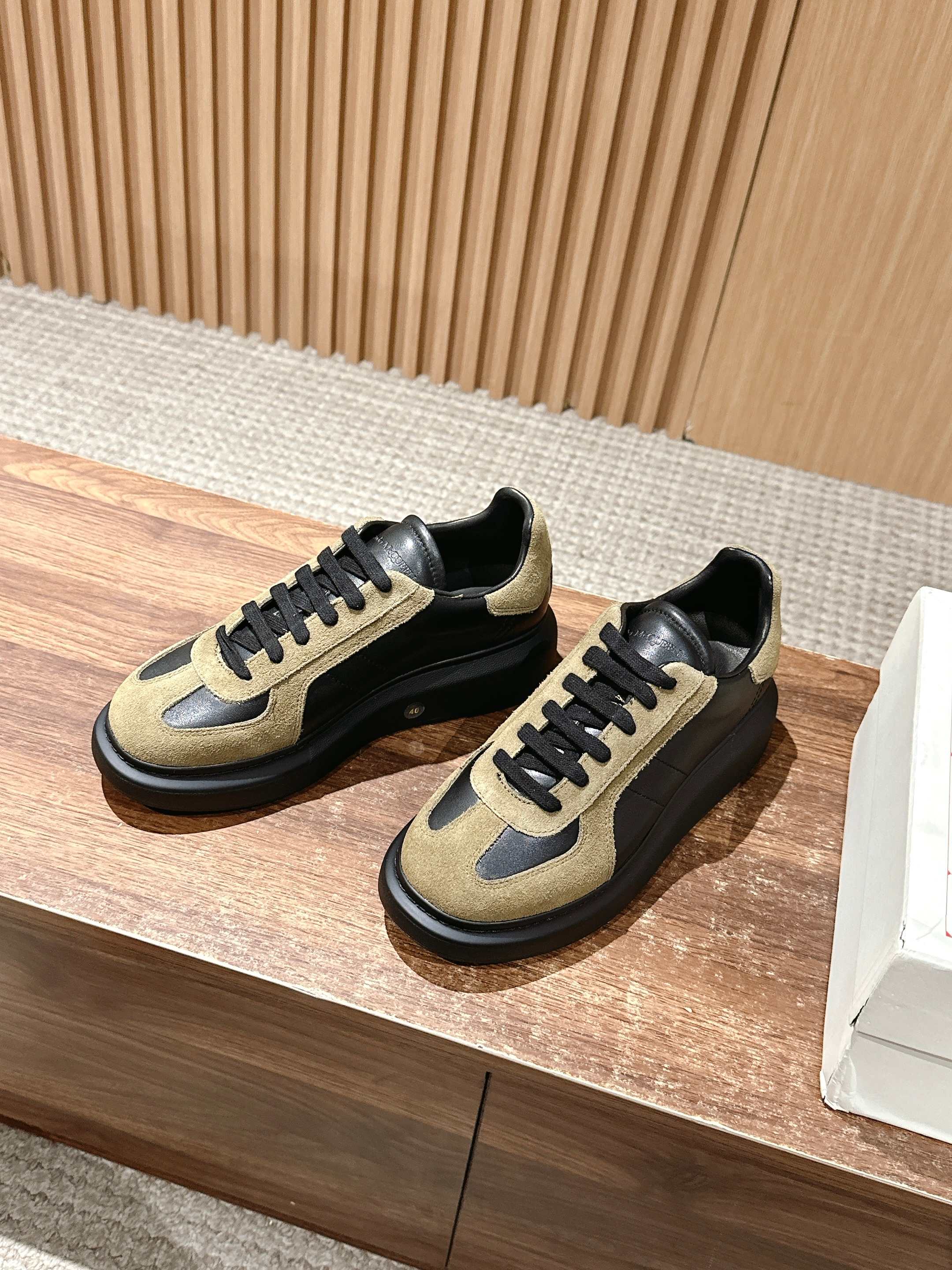 Luxury Shoes Alexander McQueen