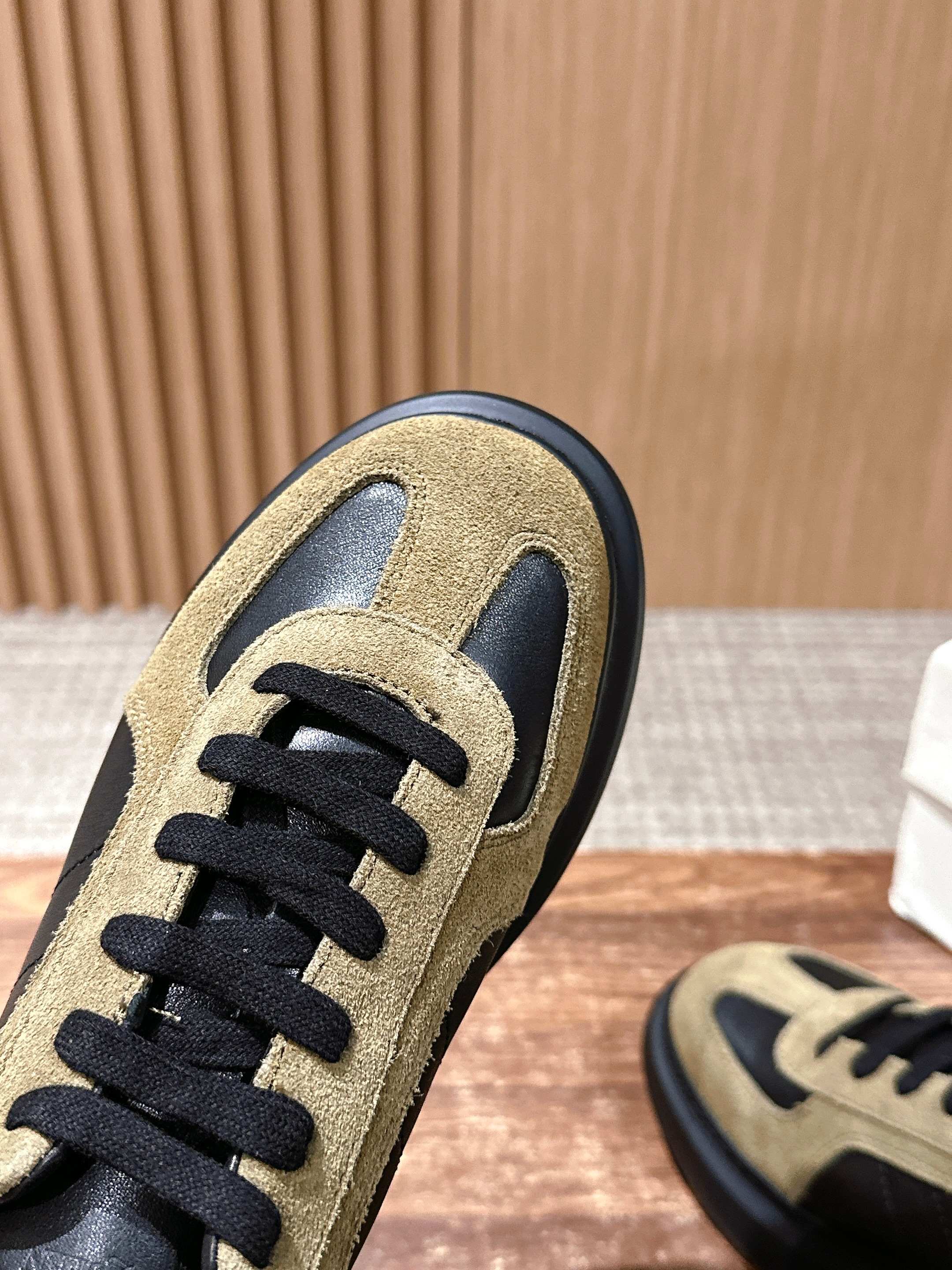 Luxury Shoes Alexander McQueen