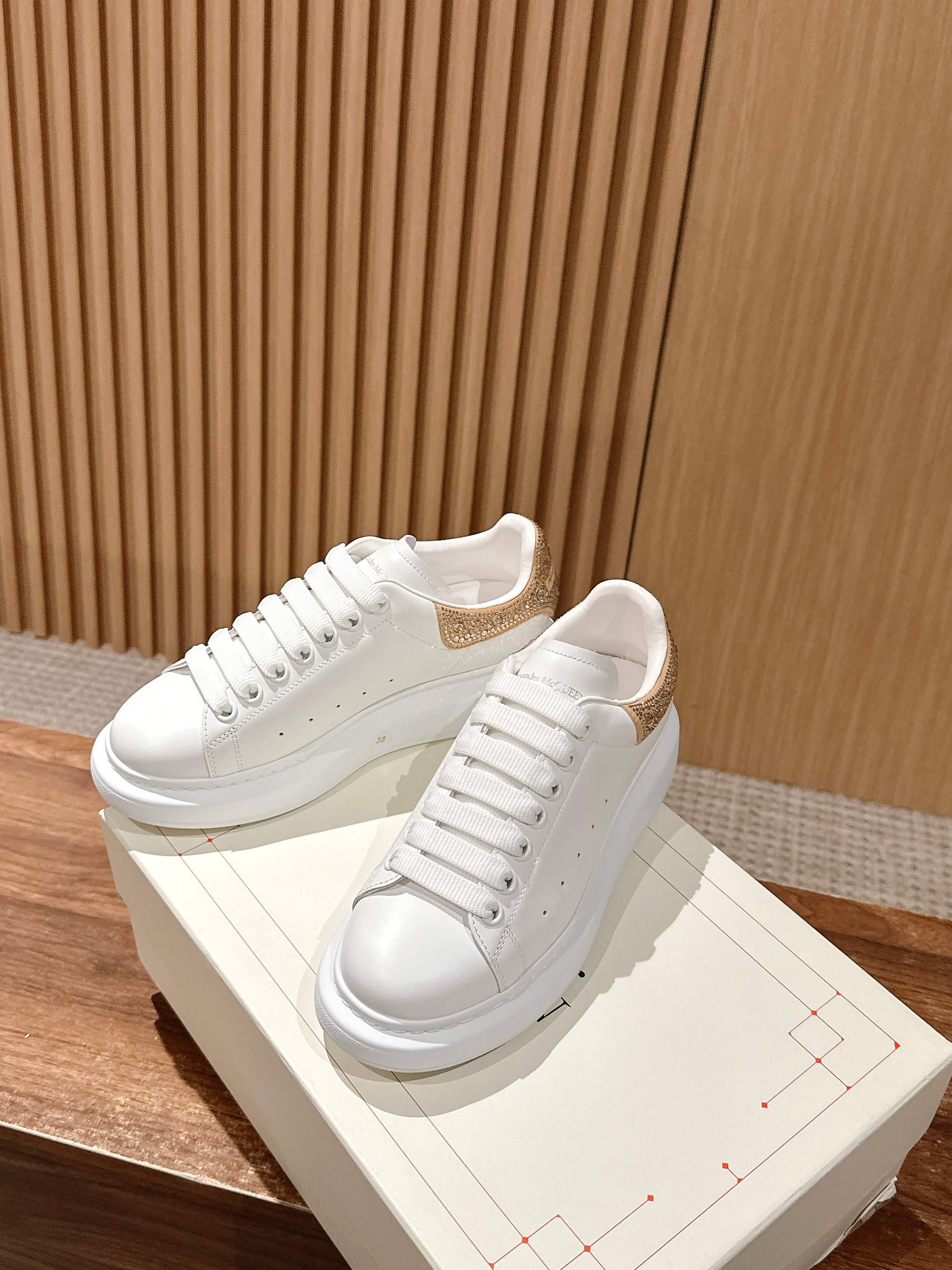 Luxury Shoes Alexander McQueen