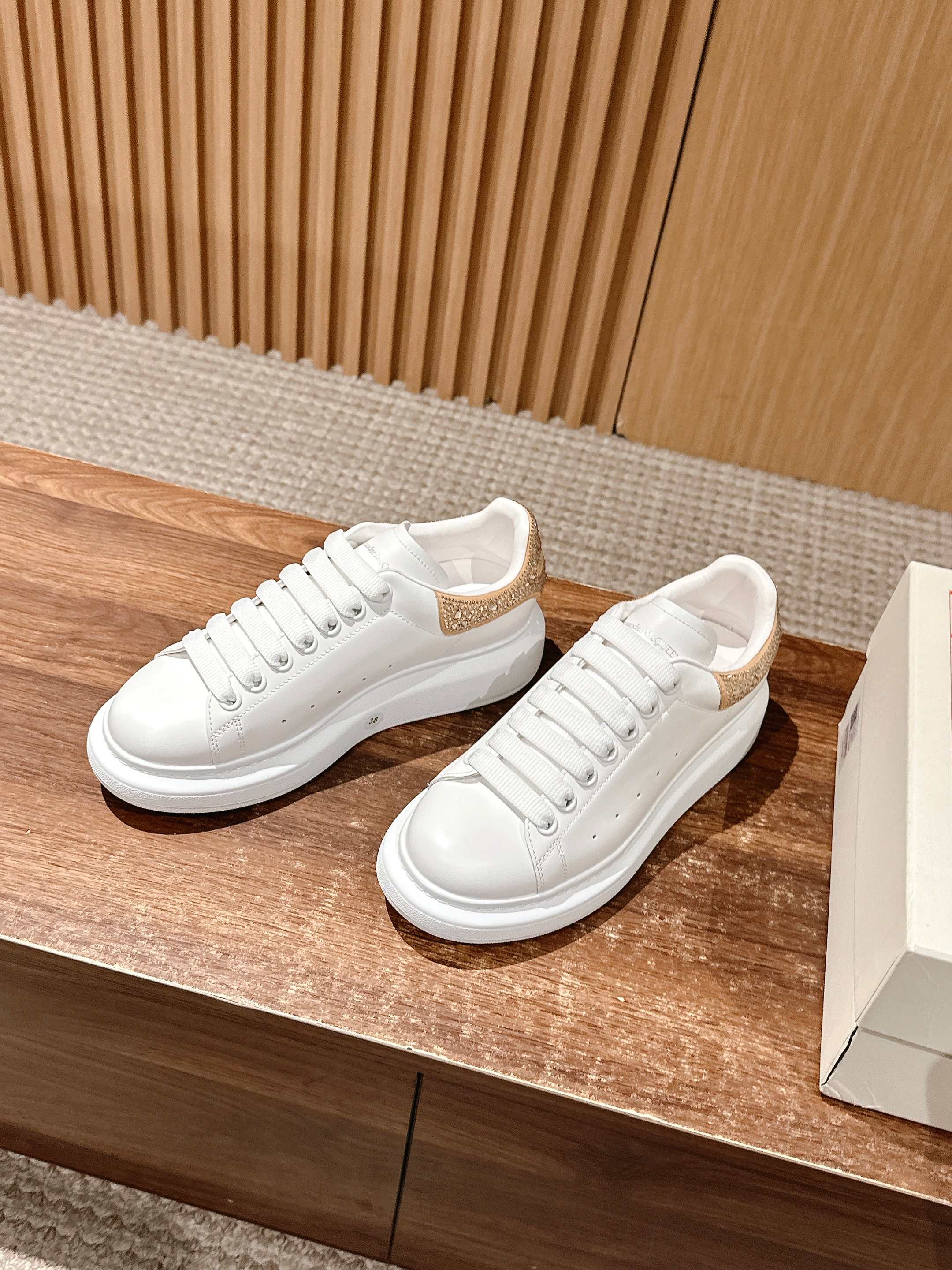 Luxury Shoes Alexander McQueen
