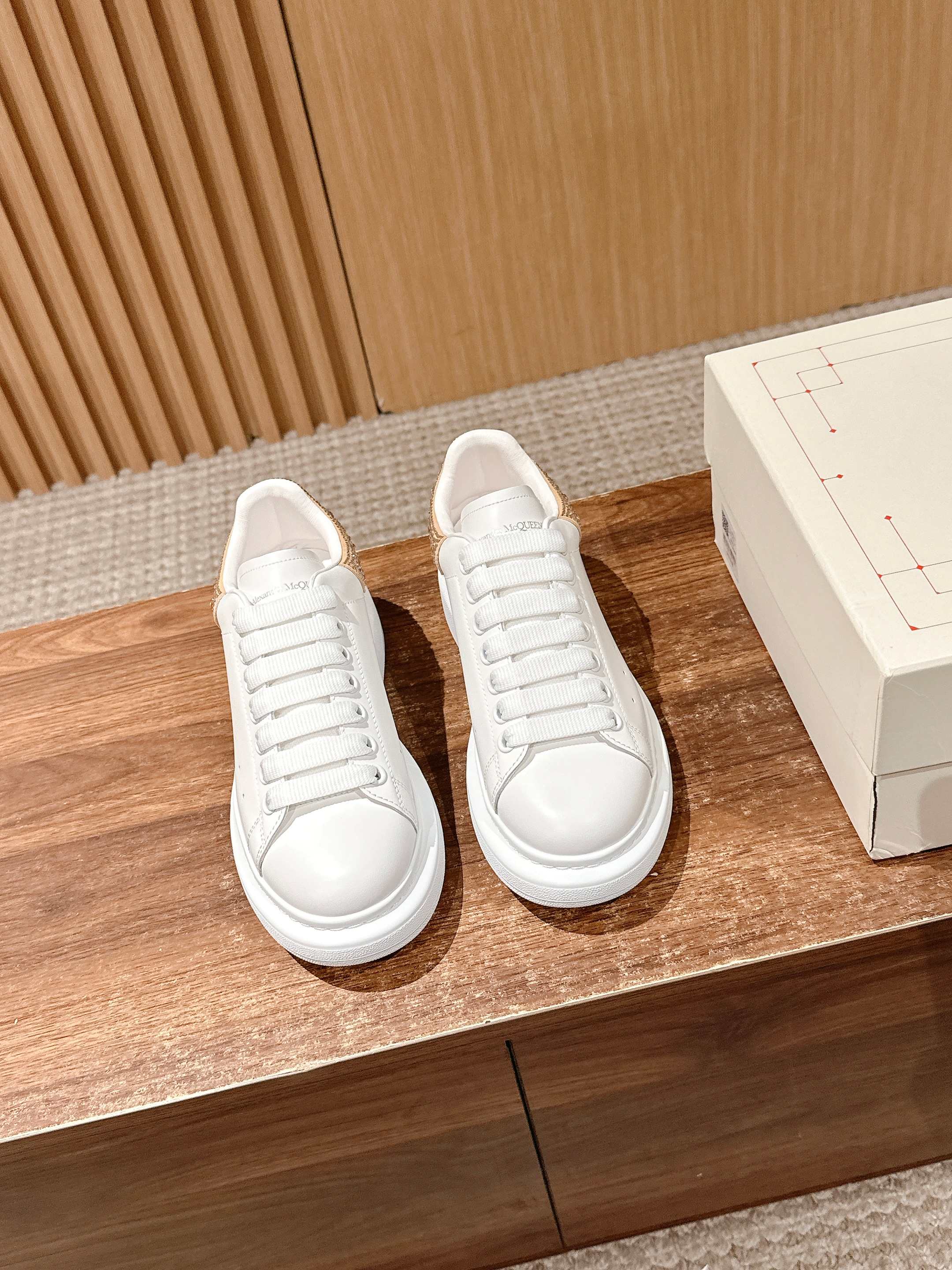 Luxury Shoes Alexander McQueen