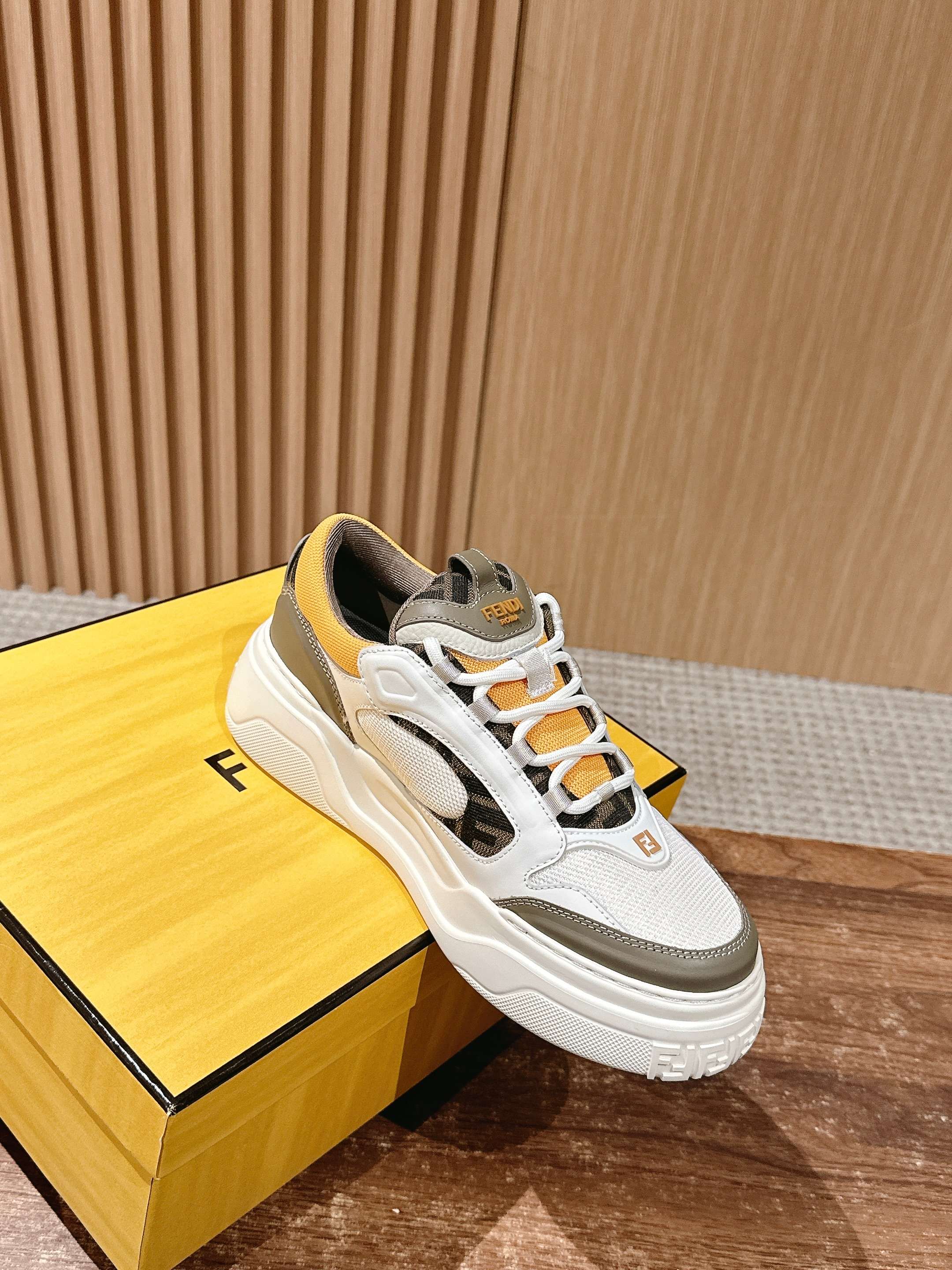 Luxury Shoes Fendi Unisex