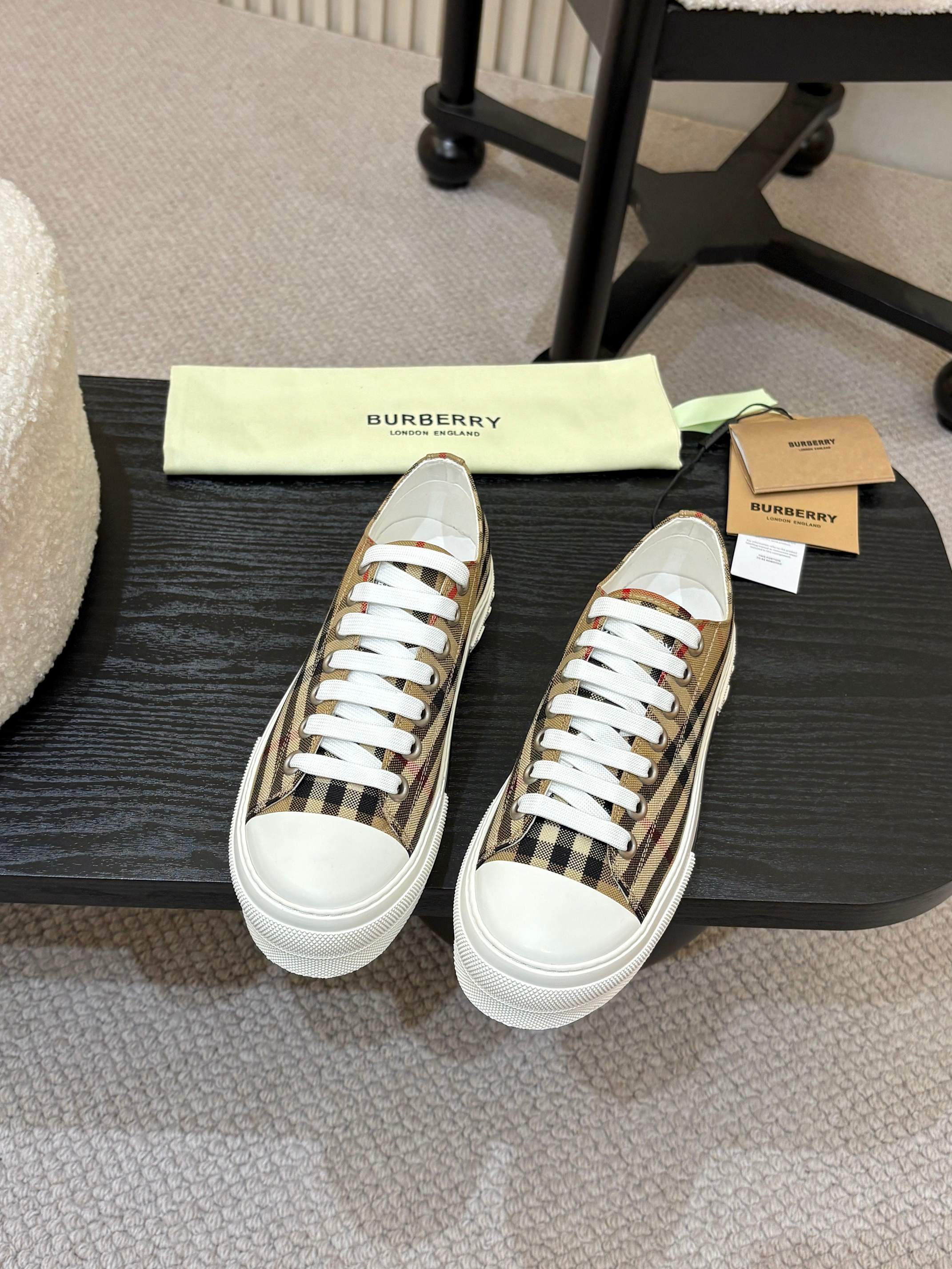 Burberry sneakers, plaid check upper with white laces and low profile sole
