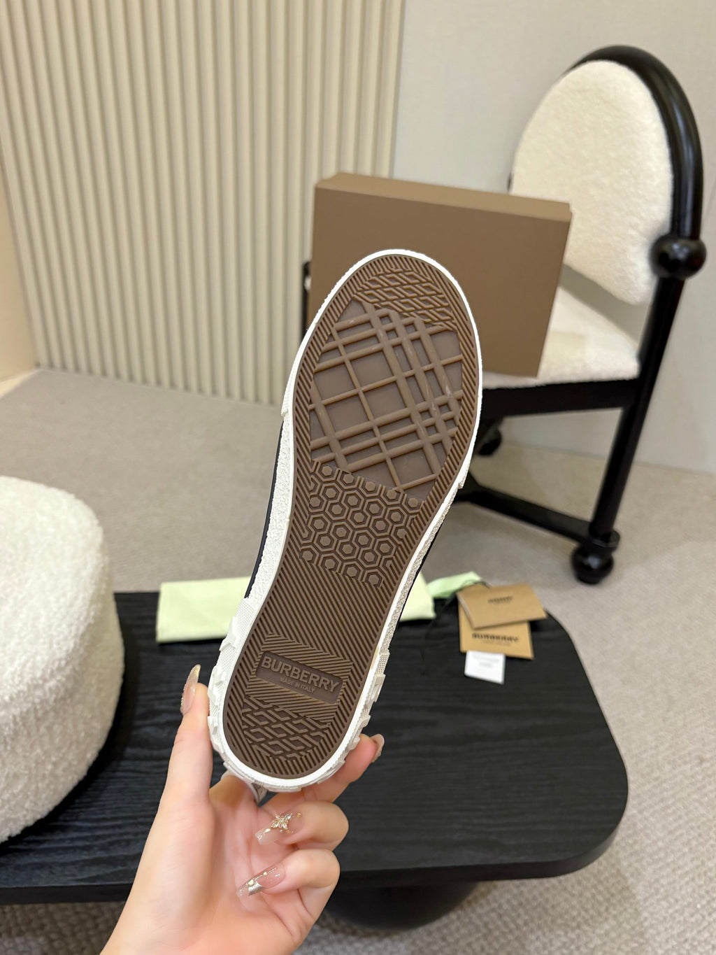 Burberry sneakers outsole with textured tread and white rubber edge