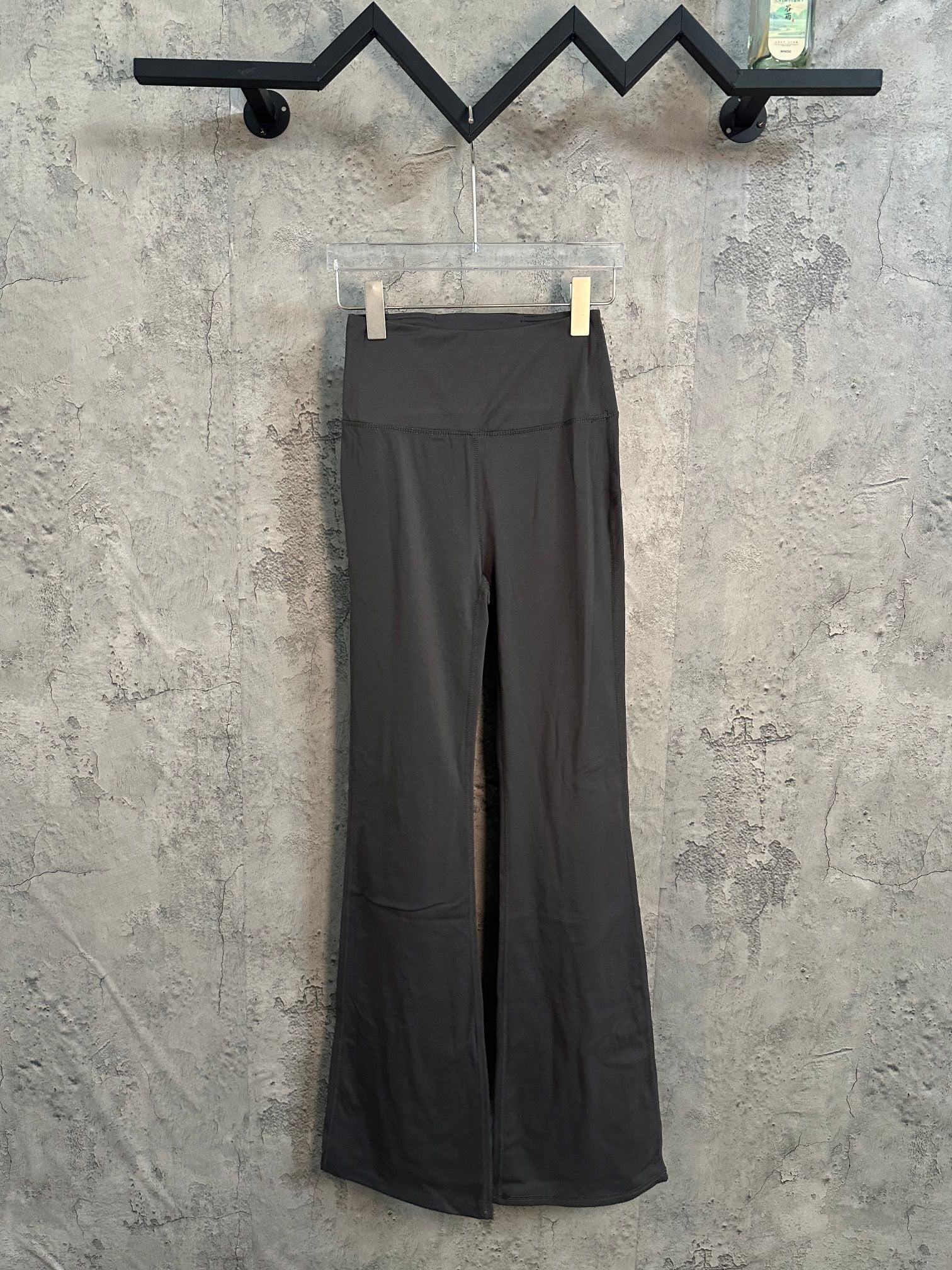Charcoal wide-leg pants with elastic waistband and side seams