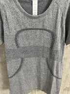 Kids gray heather T-shirt close-up of neckline and large front graphic panel