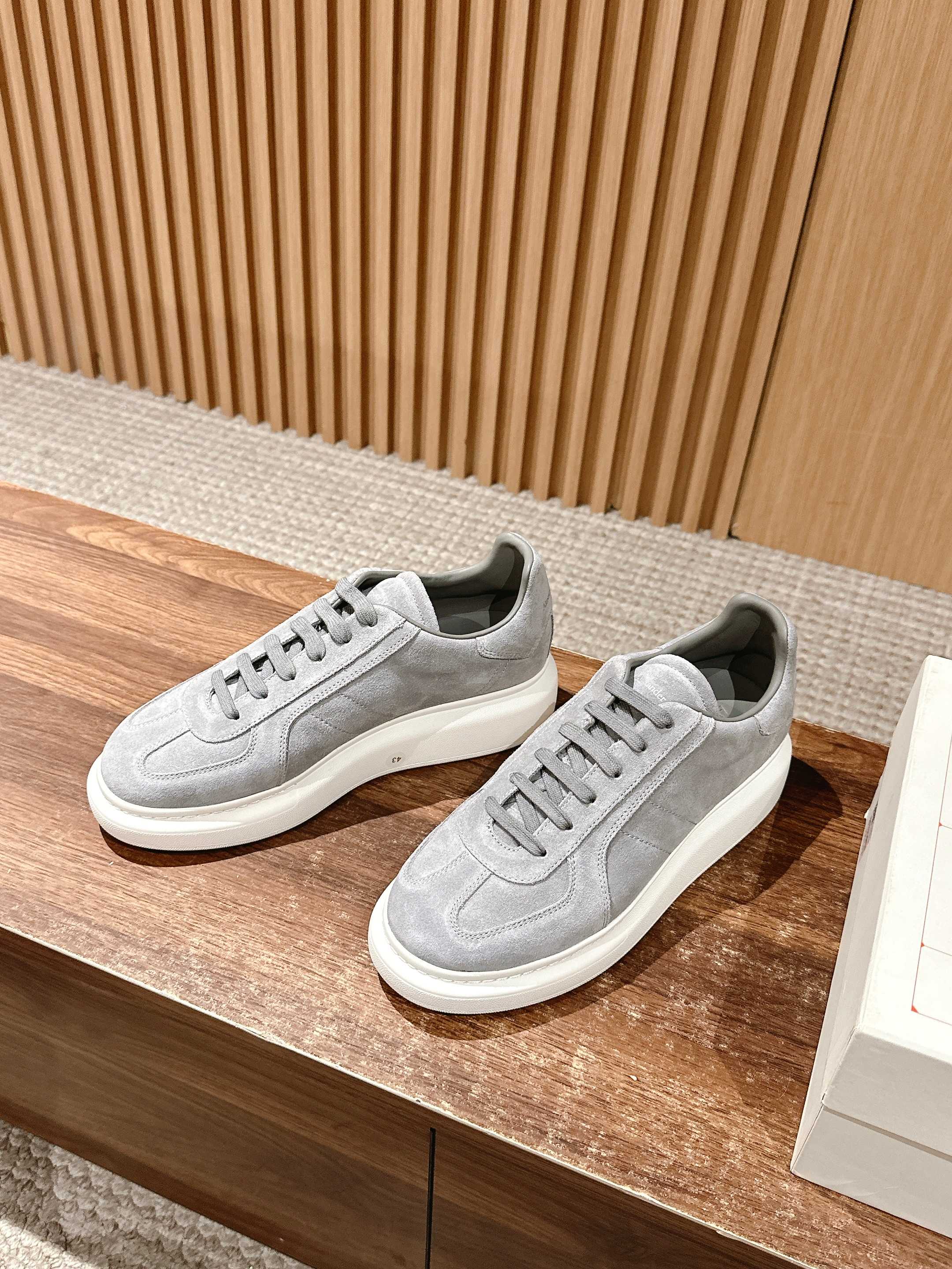 Luxury Shoes Alexander McQueen