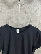 Dark crewneck T-shirt neckline with ribbed collar