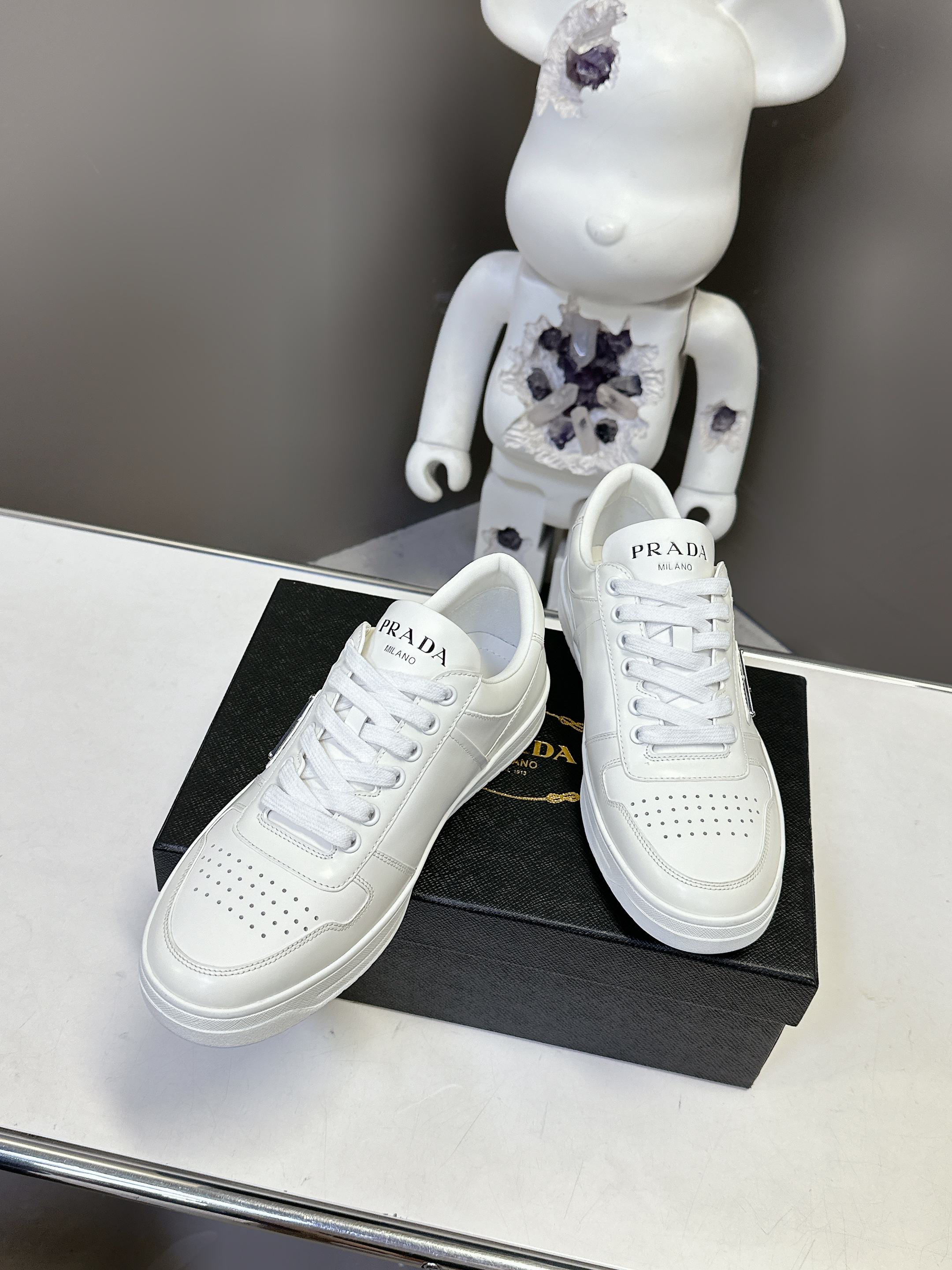 Luxury Shoes Prada Unisex