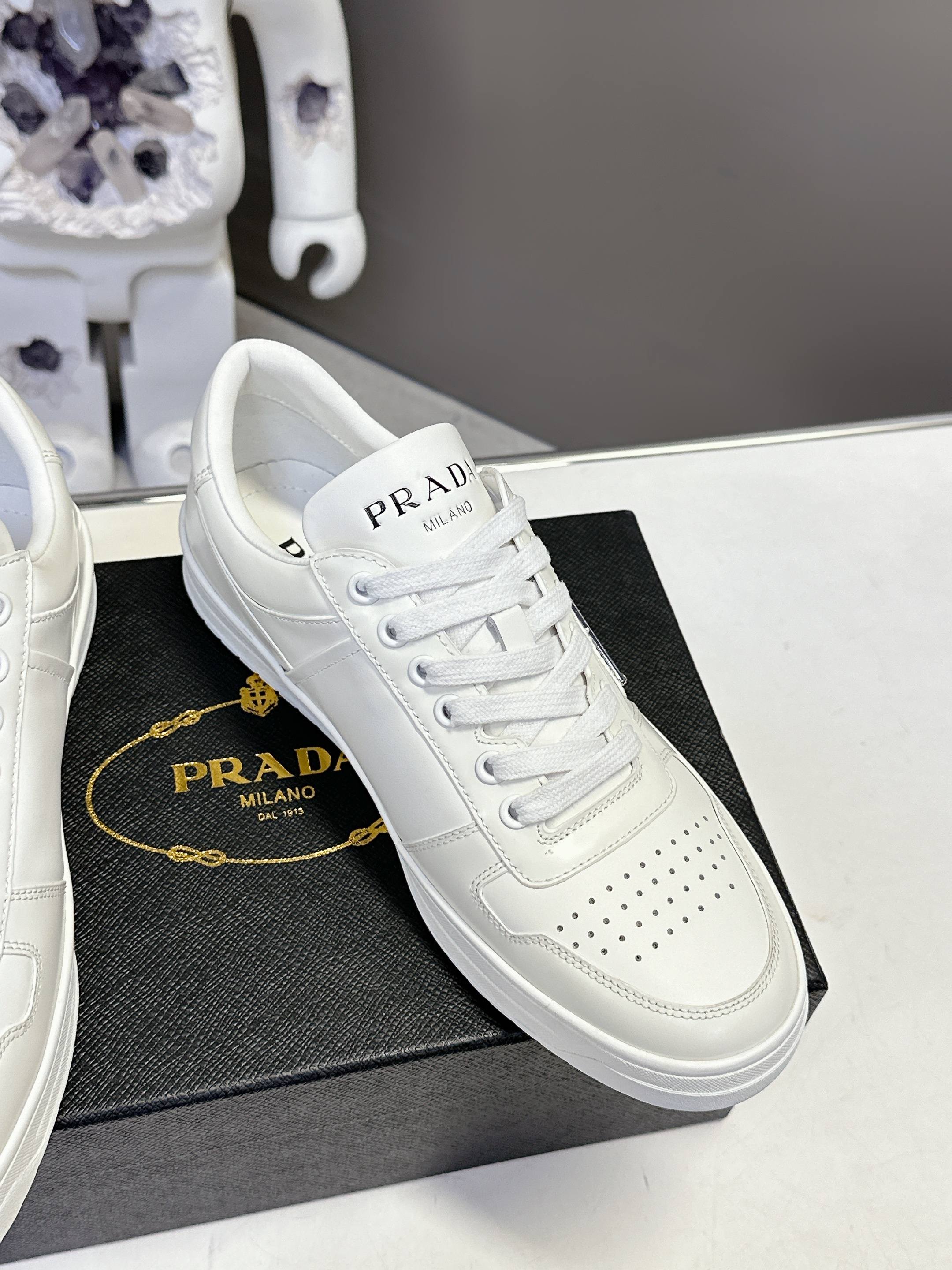 Luxury Shoes Prada Unisex