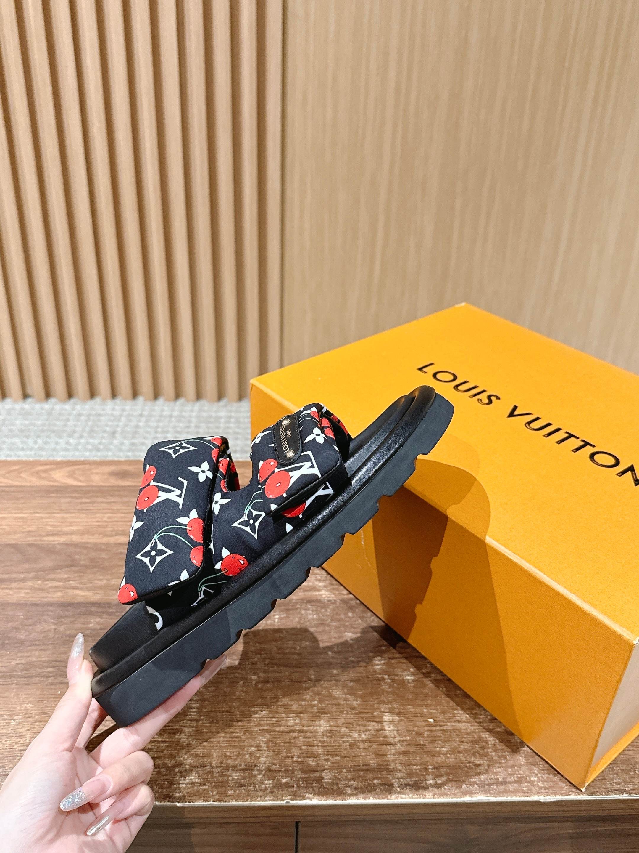 Luxury Shoes Louis Vuitton Sandals
