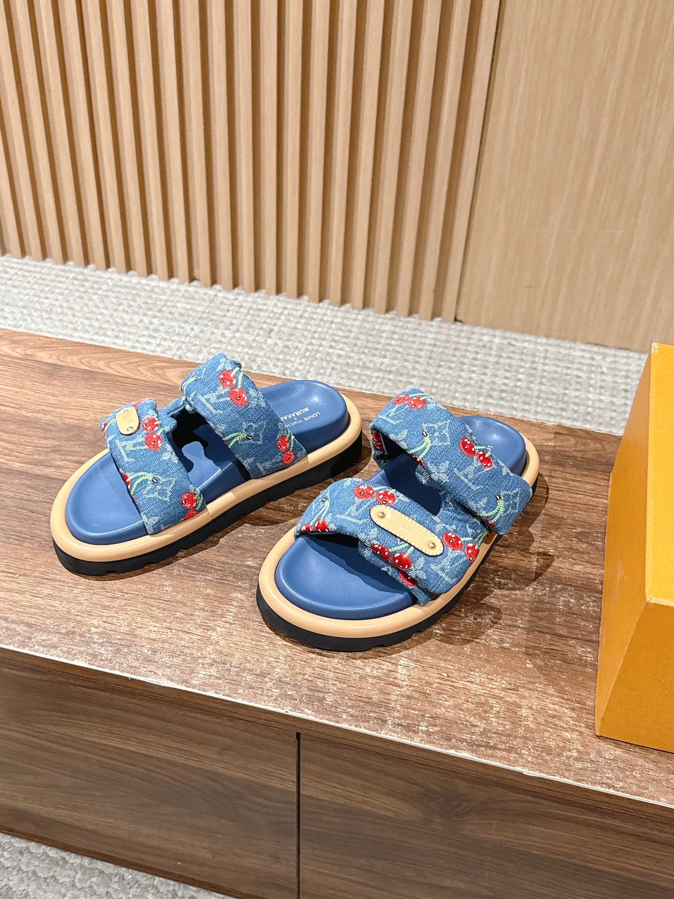 Luxury Shoes Louis Vuitton Sandals