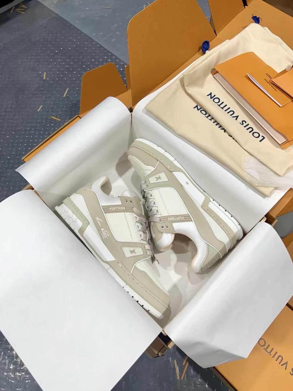 Luxury Shoes Louis Vuitton Trainer