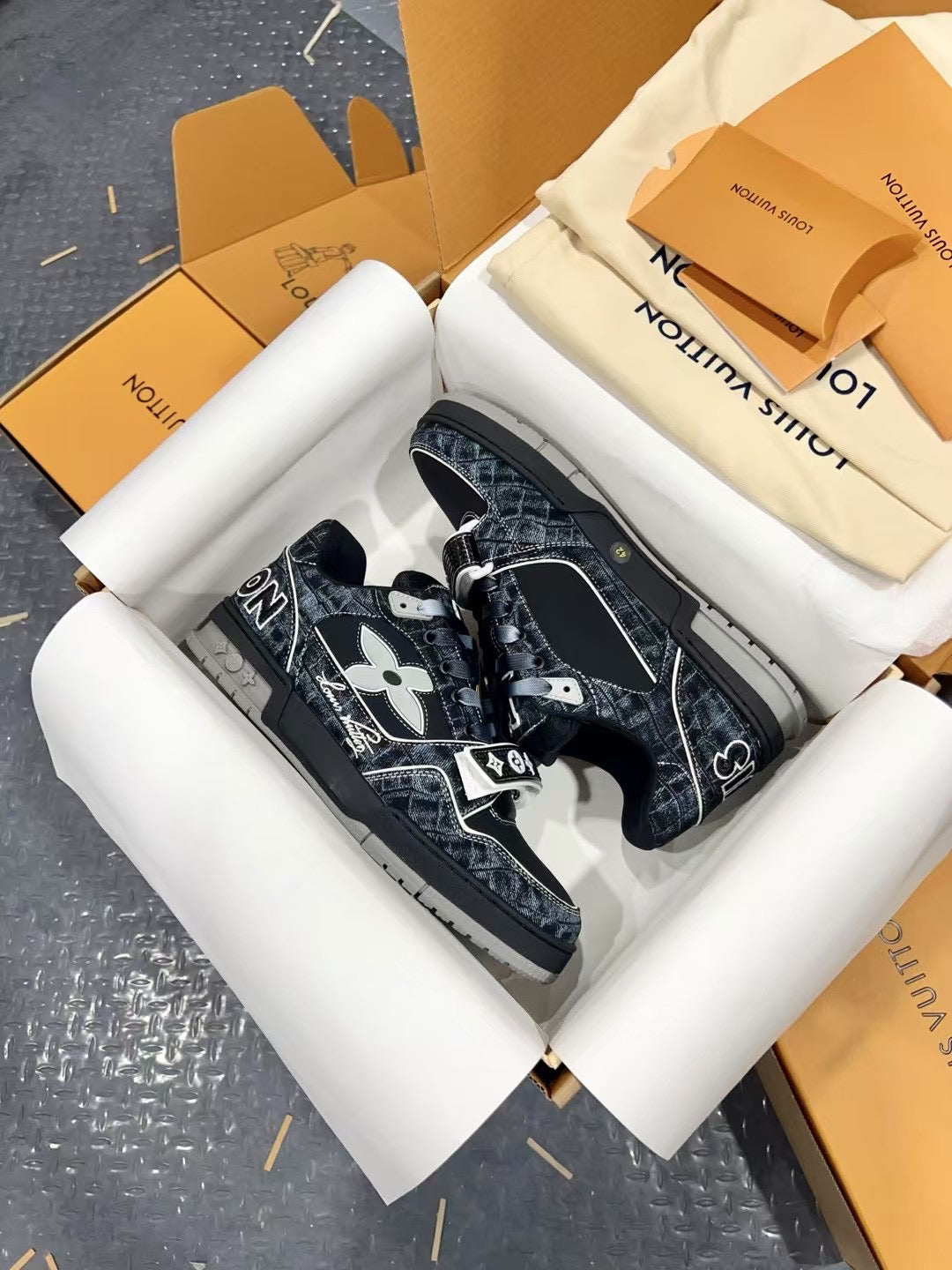 Luxury Shoes Louis Vuitton Trainer