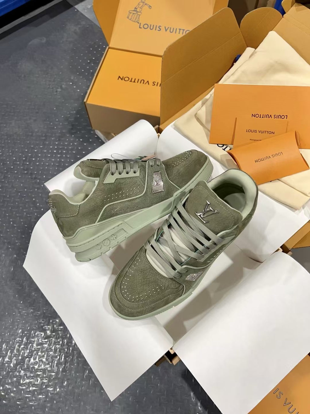 Luxury Shoes Louis Vuitton Trainer