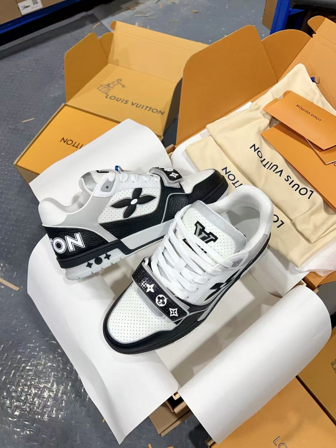 Luxury Shoes Louis Vuitton Trainer