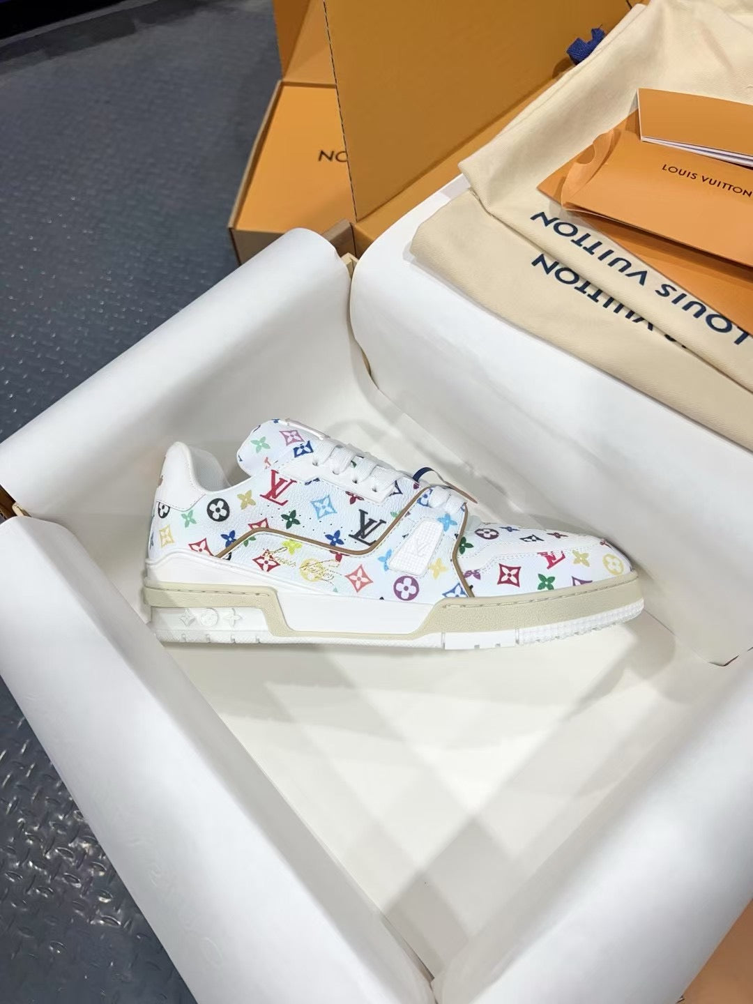 Luxury Shoes Louis Vuitton Trainer