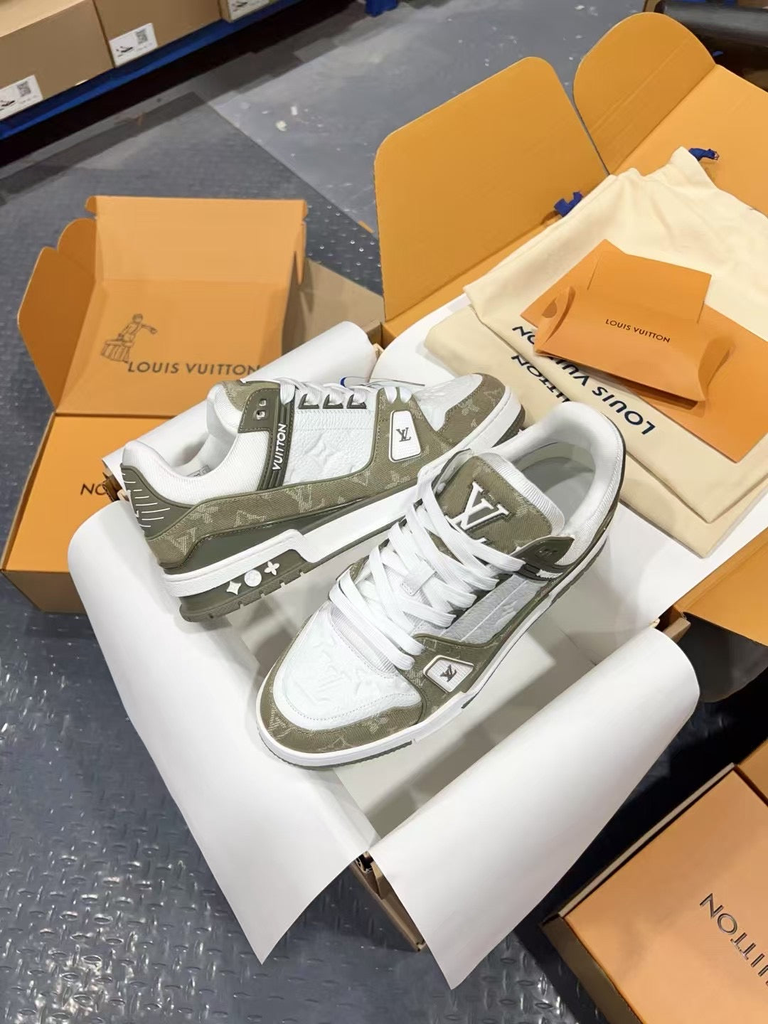 Luxury Shoes Louis Vuitton Trainer