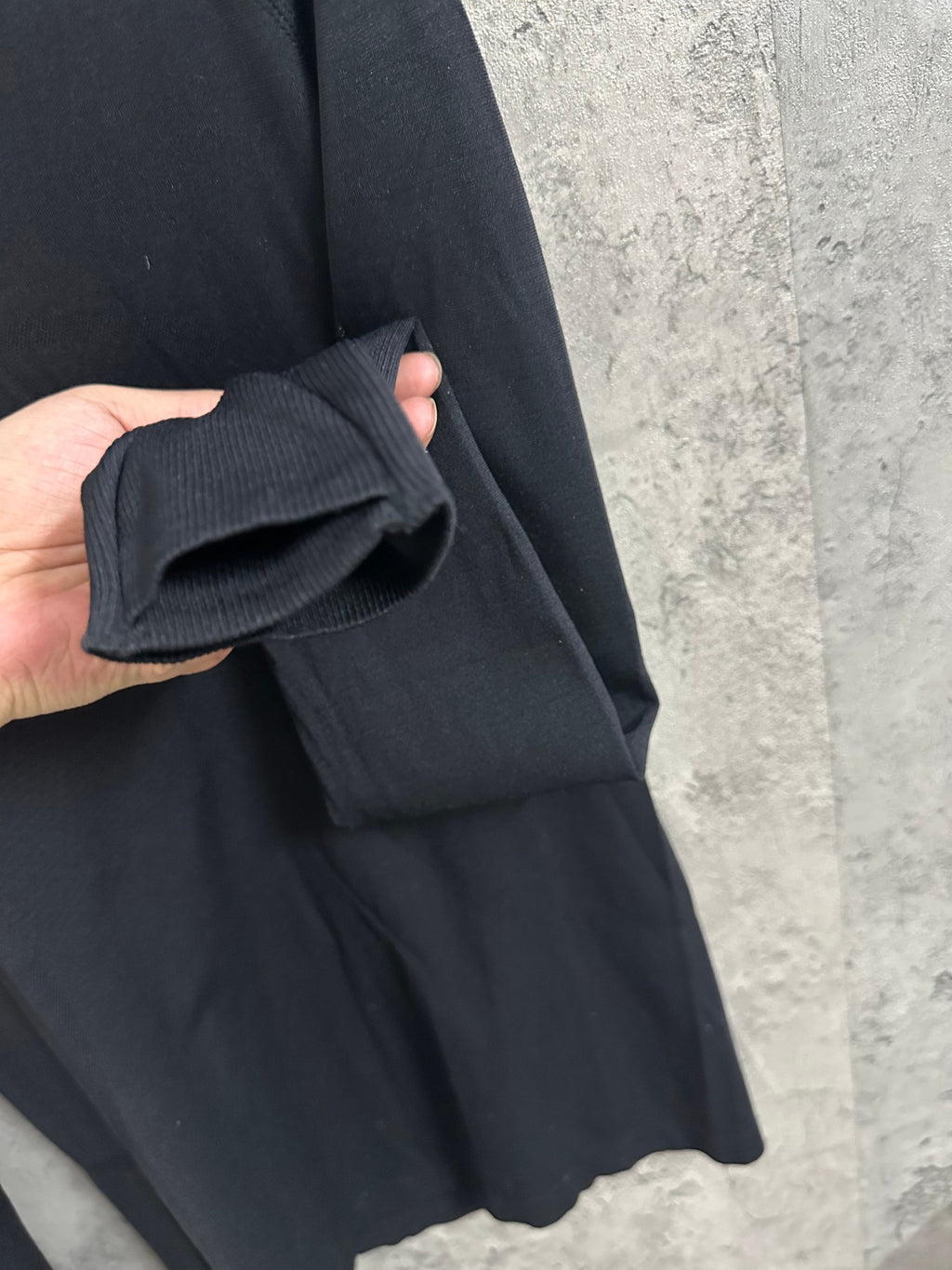 Ralph Lauren long-sleeve top sleeve cuff, ribbed hem and relaxed fit