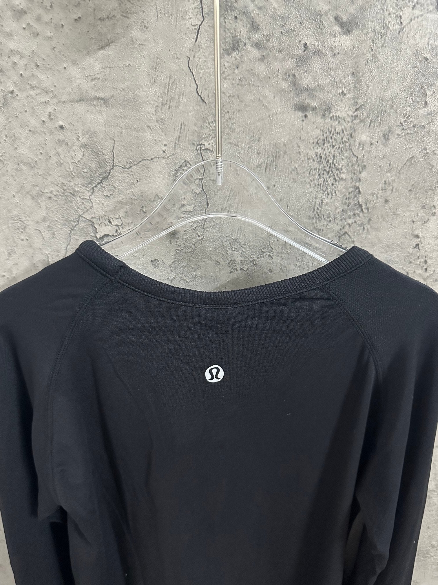 Ralph Lauren long-sleeve crewneck top back, small logo at center