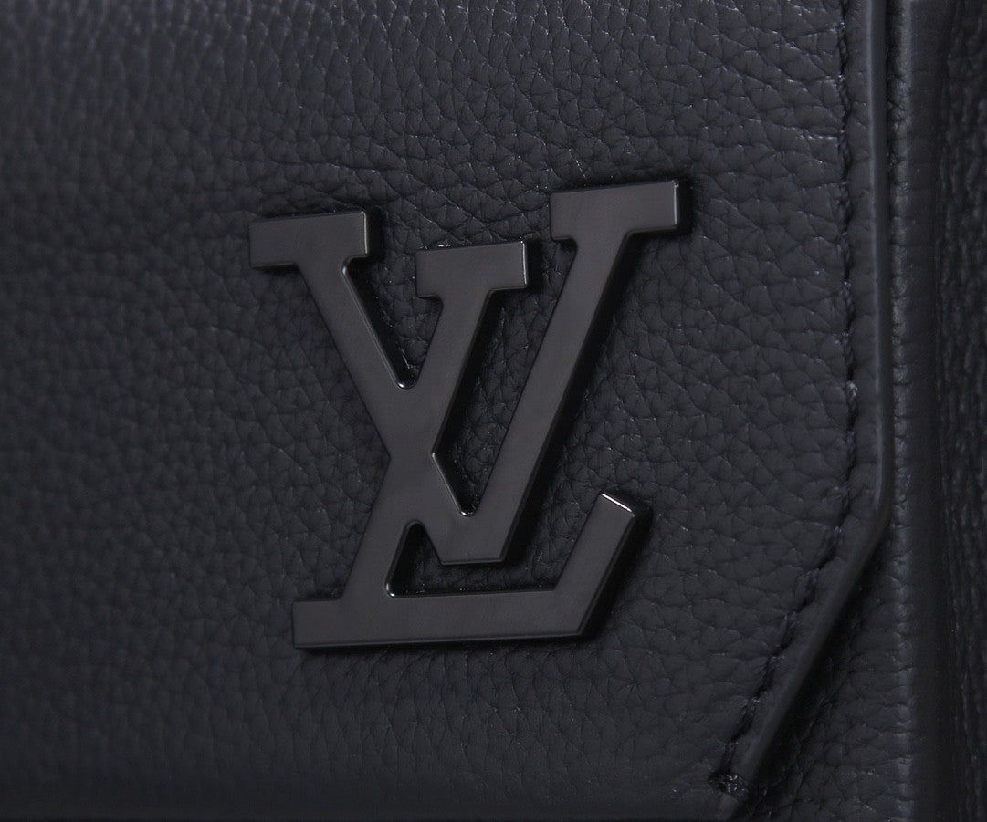 Bags Men Louis Vuitton