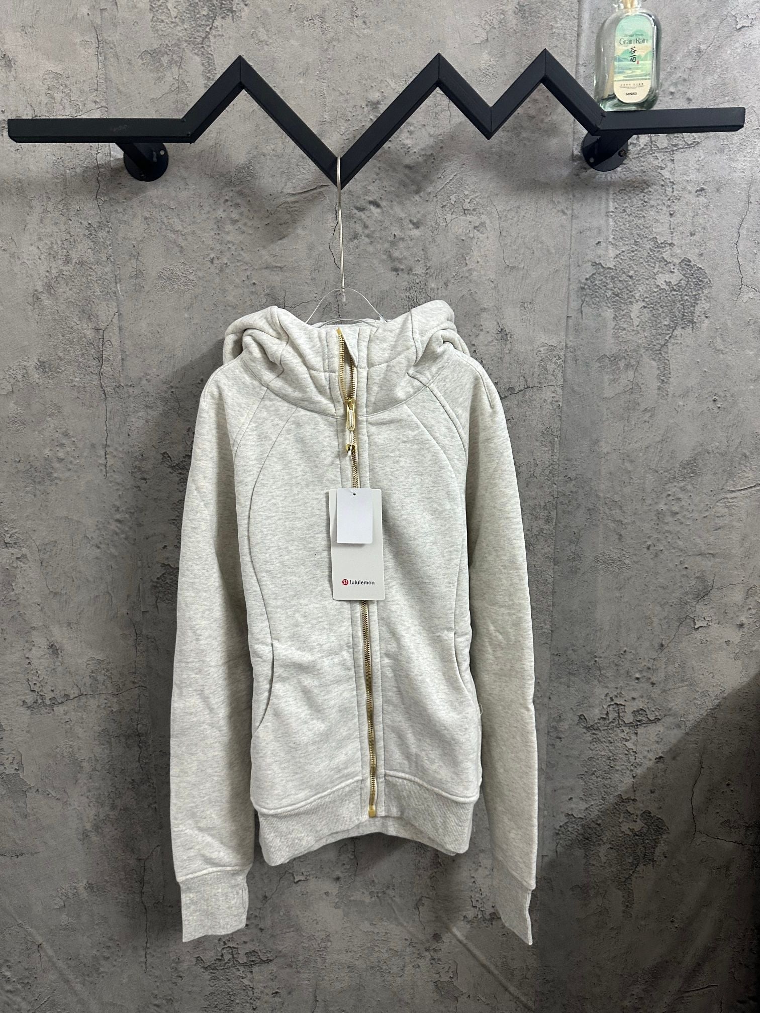 Ralph Lauren heather gray zip-up hoodie with drawstring hood and gold zipper