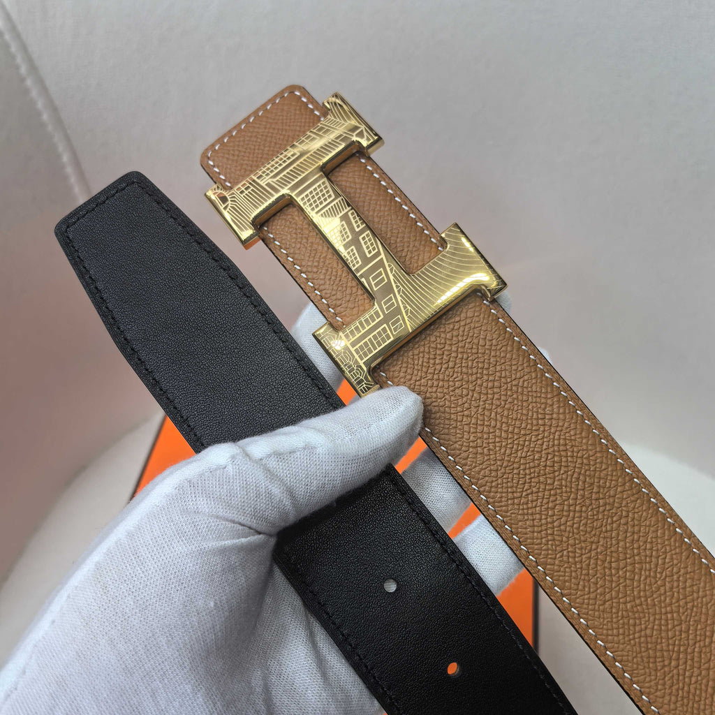 Two-tone belt: brown leather with gold buckle and dark leather keeper