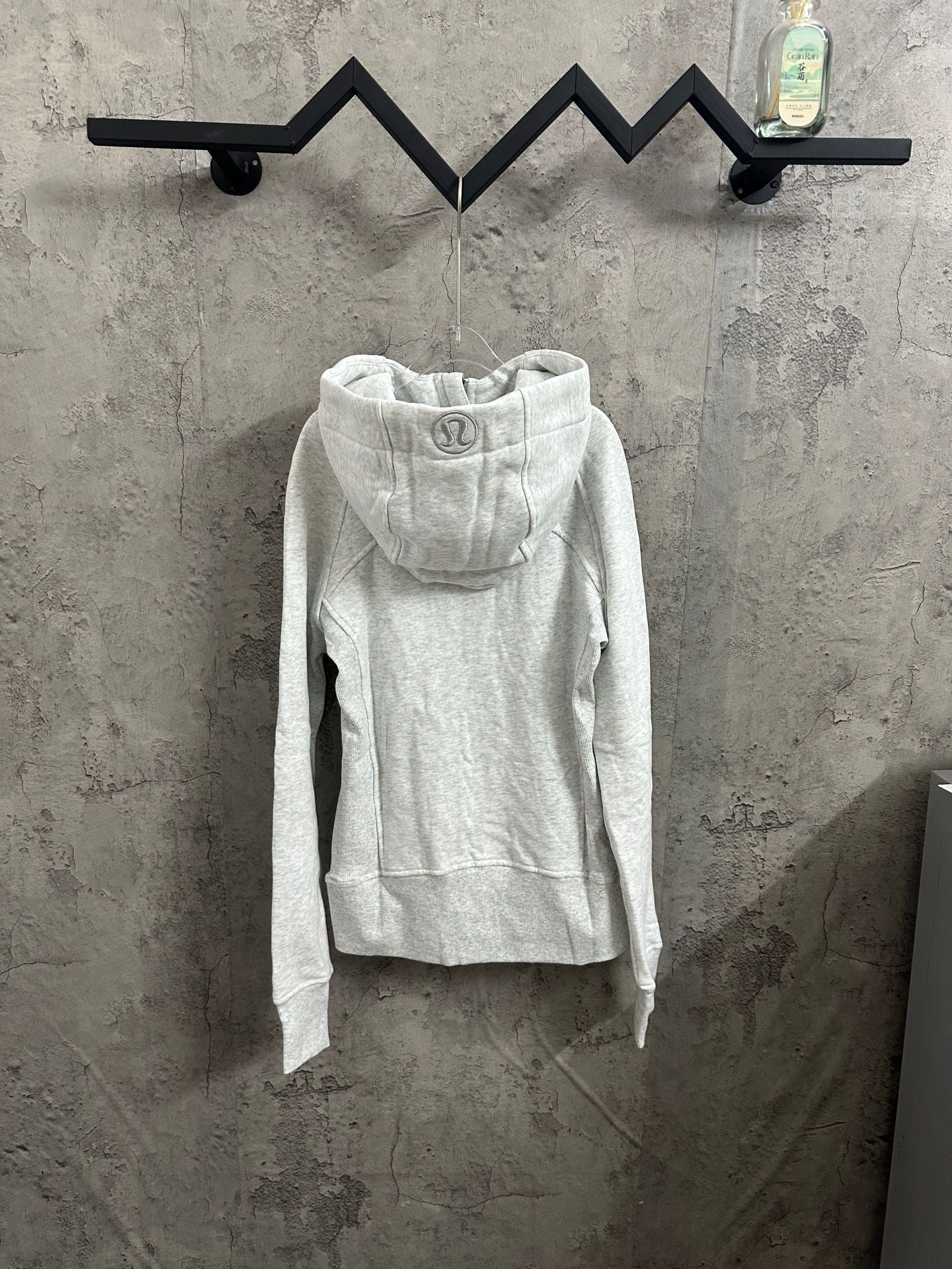 Ralph Lauren zip hoodie with hood, light gray, kangaroo pocket, hanging size tag